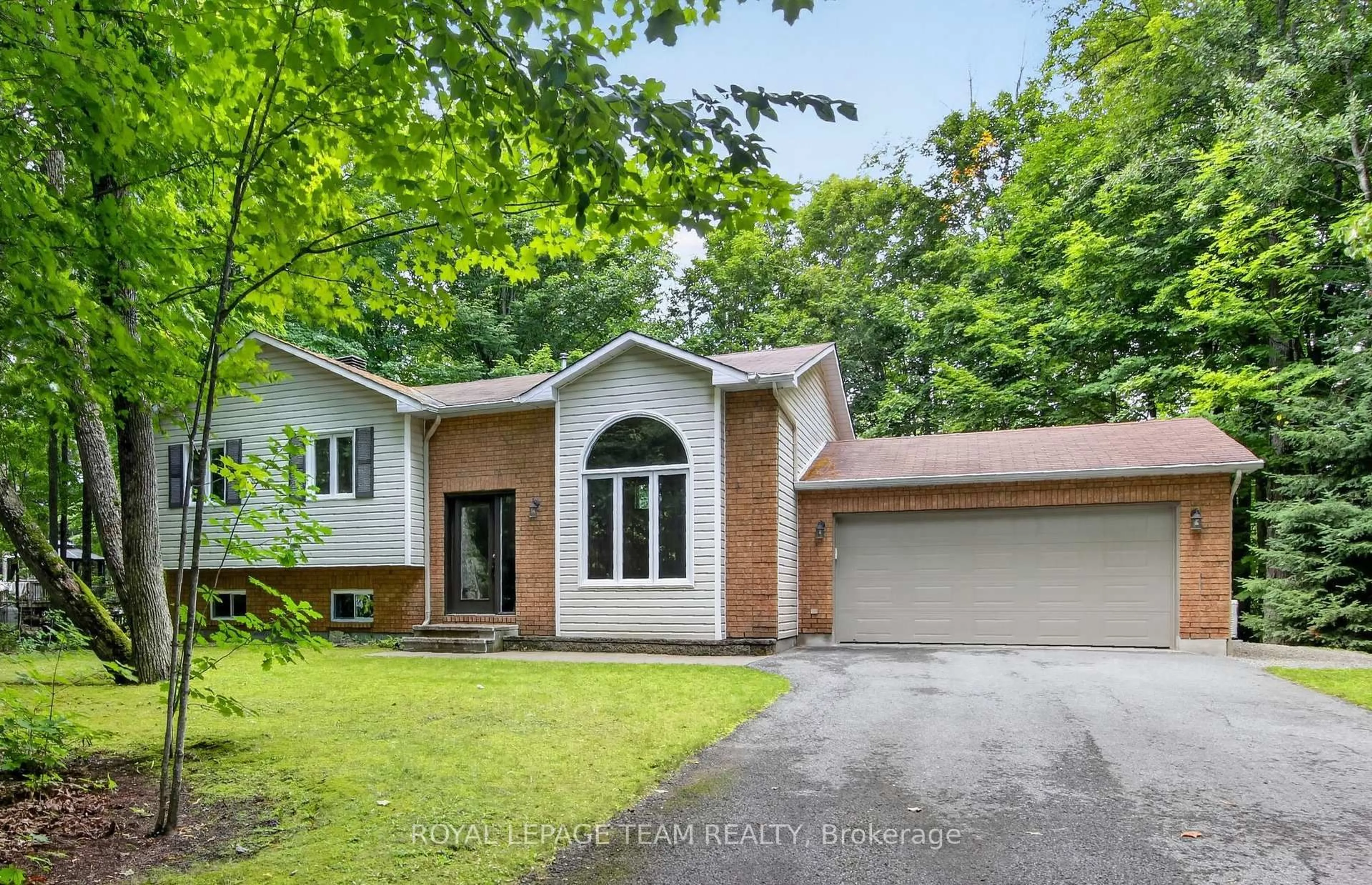 Unknown for 126 MOCKINGBIRD Lane, Ashton Ontario K0A 1B0