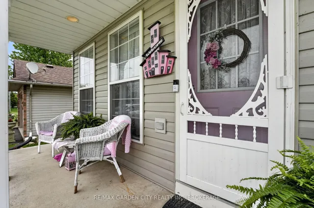 11 Rochelle Cres, Fort Erie 5