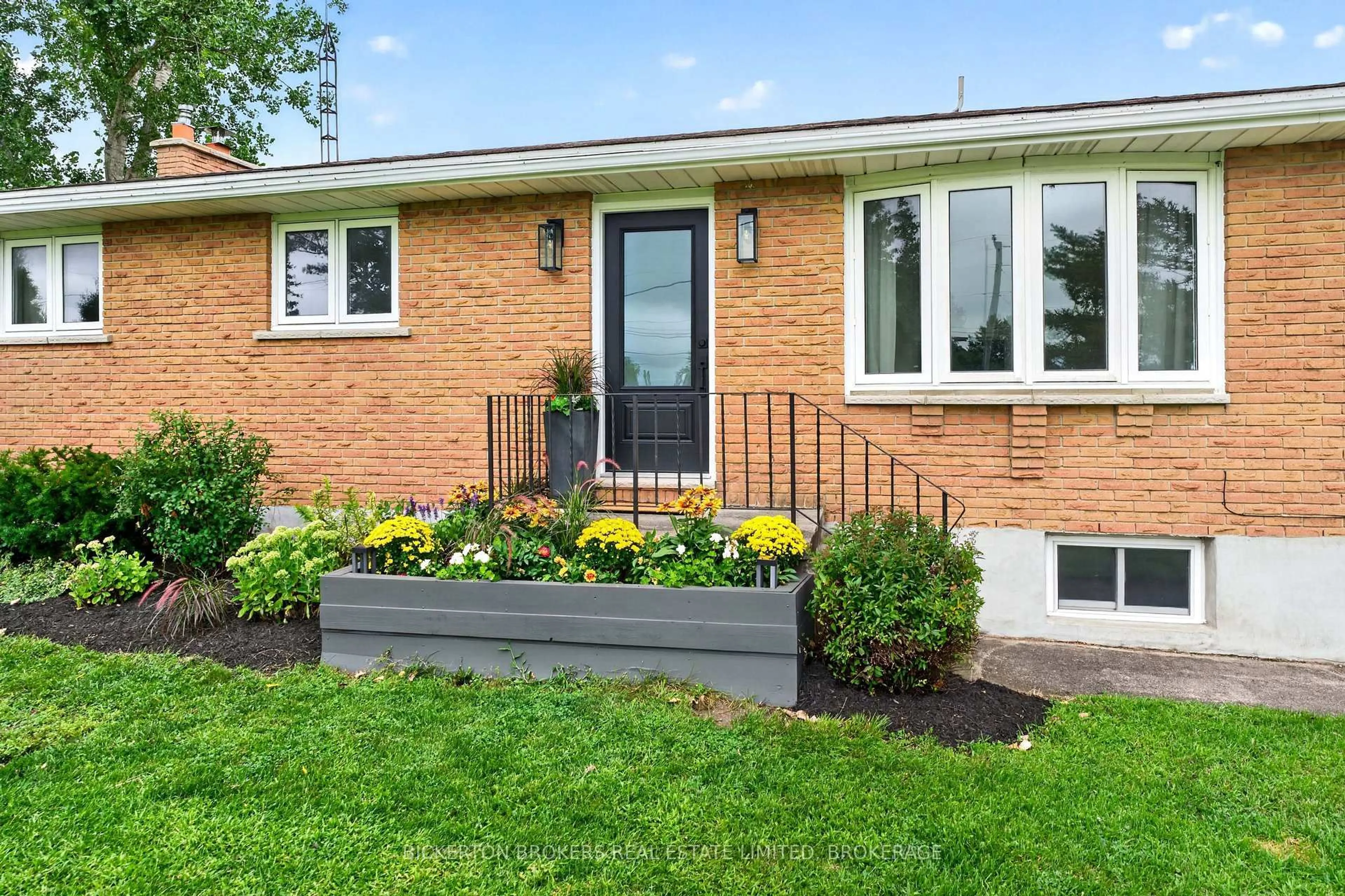 Home with brick exterior material, street for 62 Haig Rd, Front of Leeds & Seeleys Bay Ontario K7G 2V4
