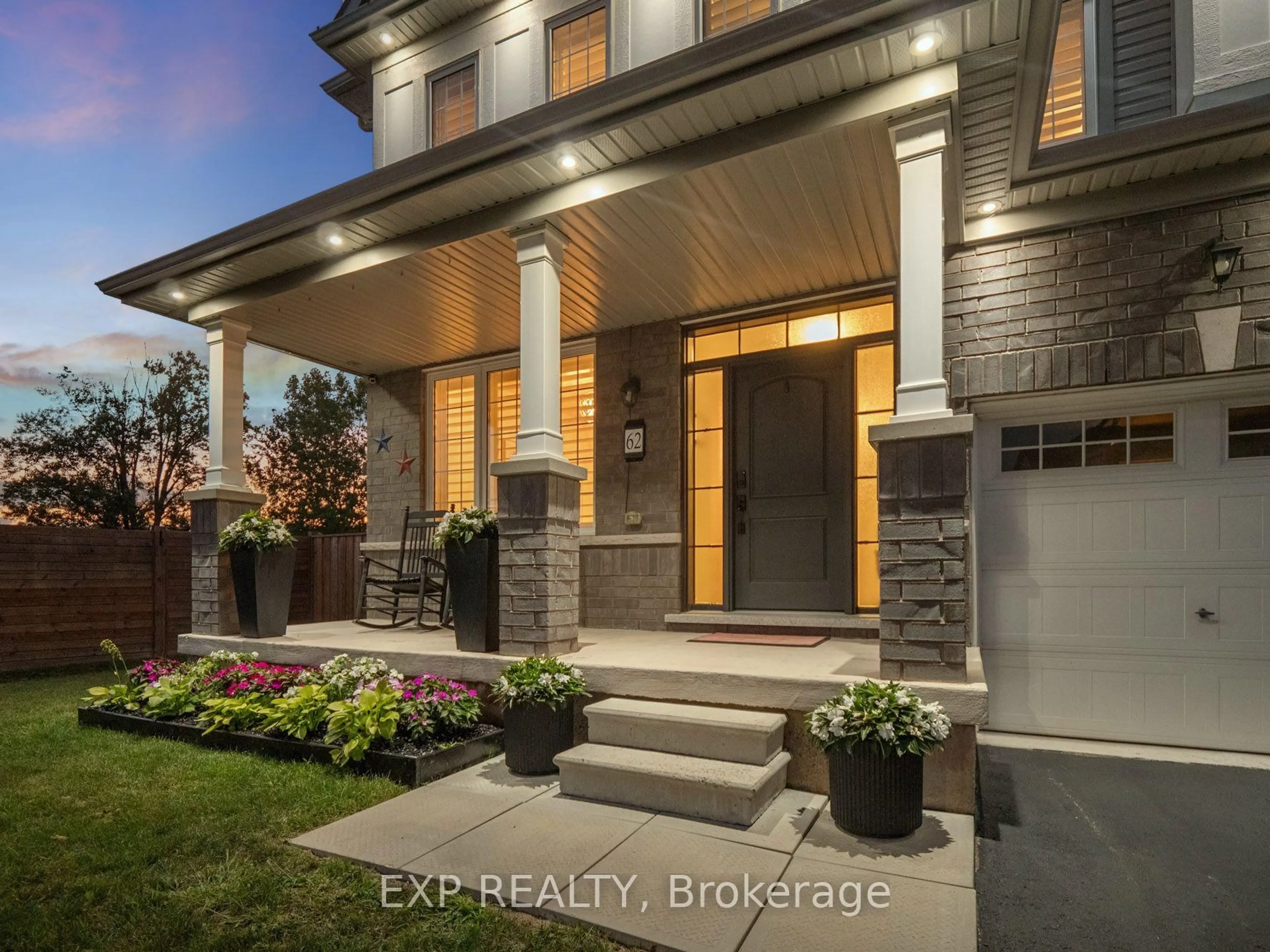 Indoor entryway for 62 Esther Cres, Thorold Ontario L3B 0G2