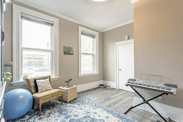 848 Dundas St, London East 5