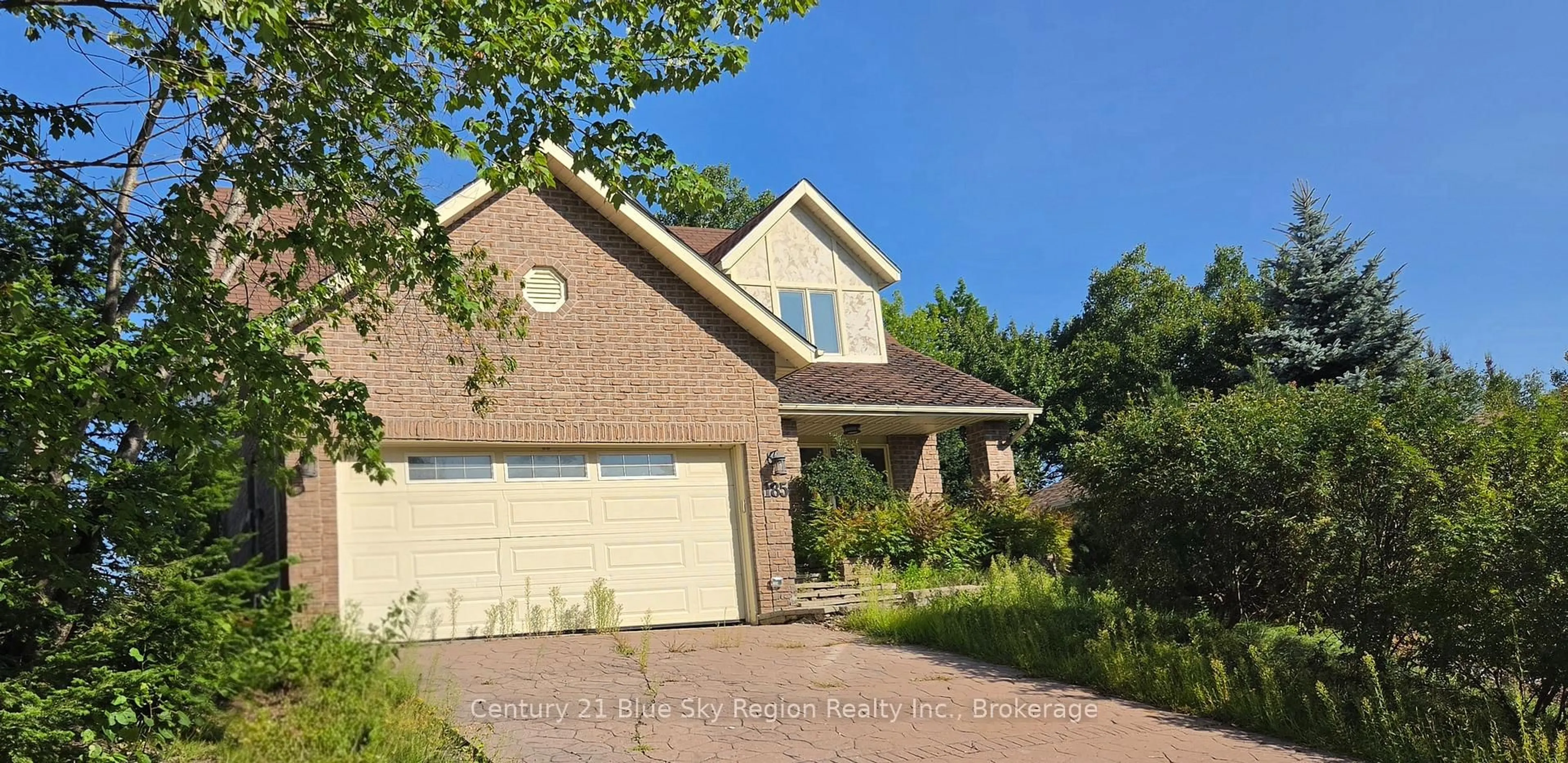 Home with brick exterior material, street for 185 Mclean Rd, North Bay Ontario P1A 4H7