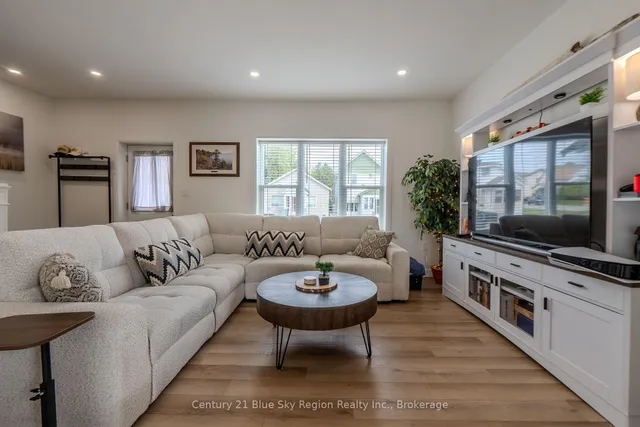 577 Douglas St, North Bay 5