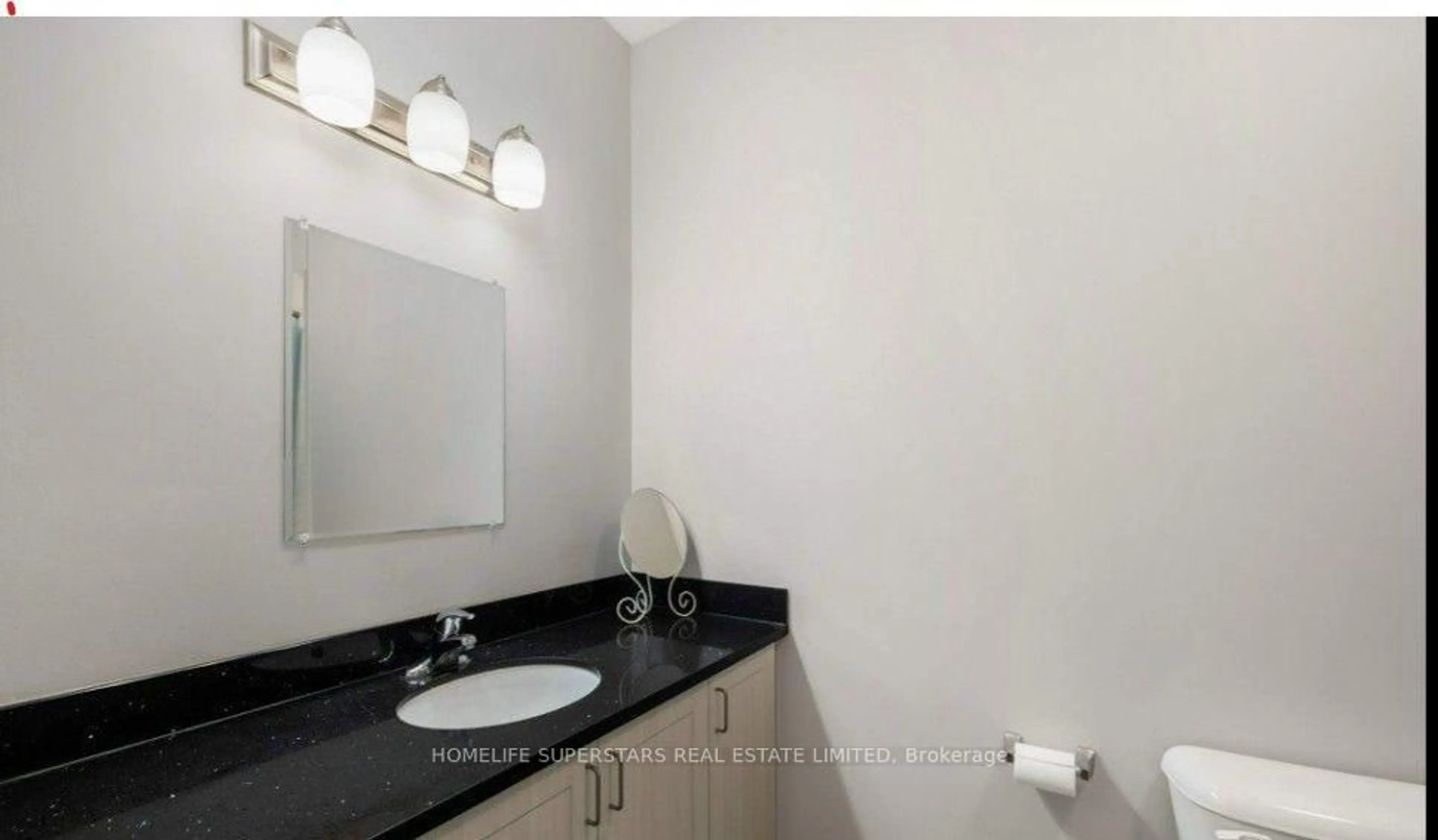Standard bathroom, ceramic/tile floor for 501 Frontenac St #312, Kingston Ontario K7K 4L9
