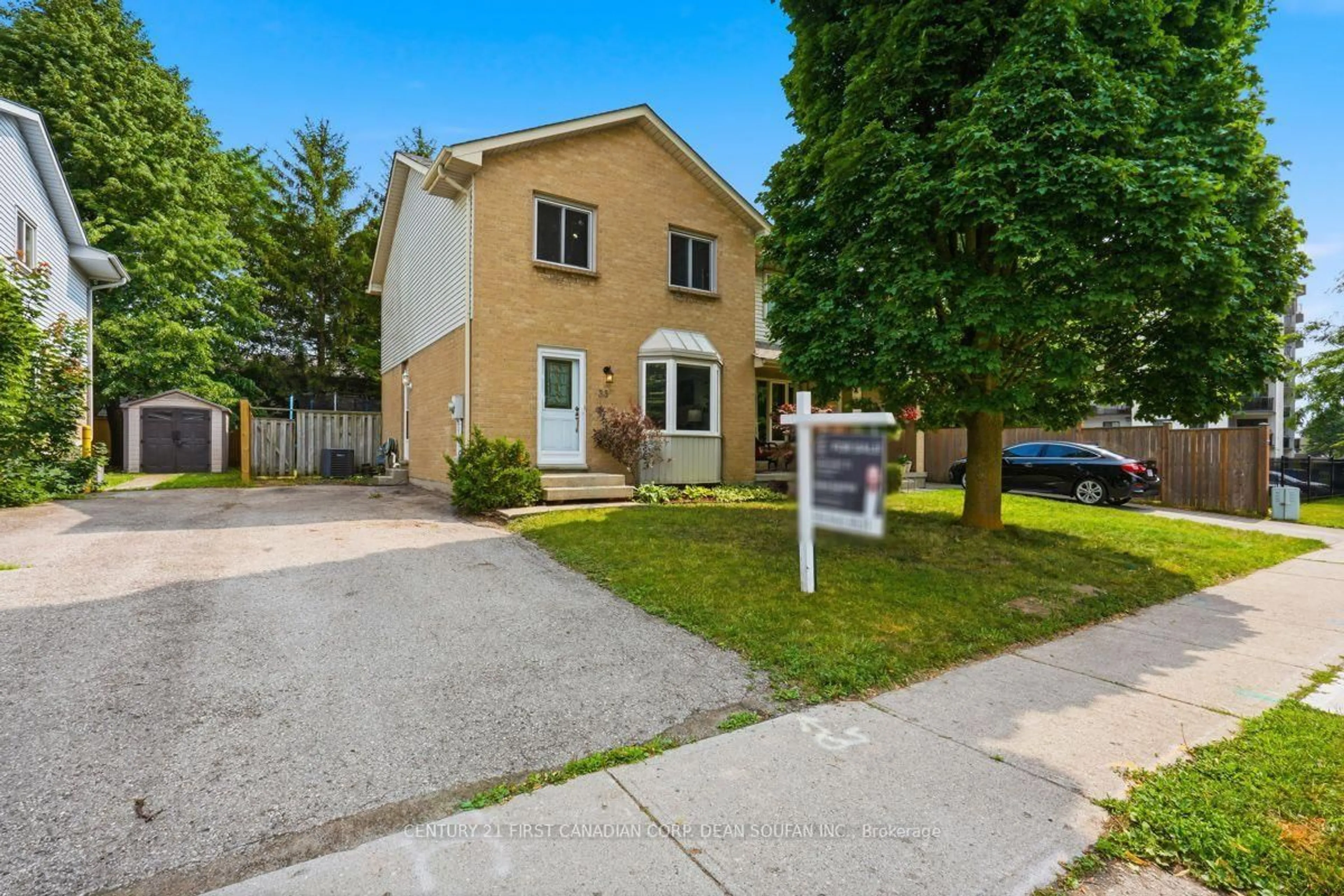 Unknown for 33 Ashley Cres, London South Ontario N6E 3P7