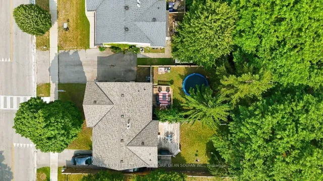 33 Ashley Cres, London South 5