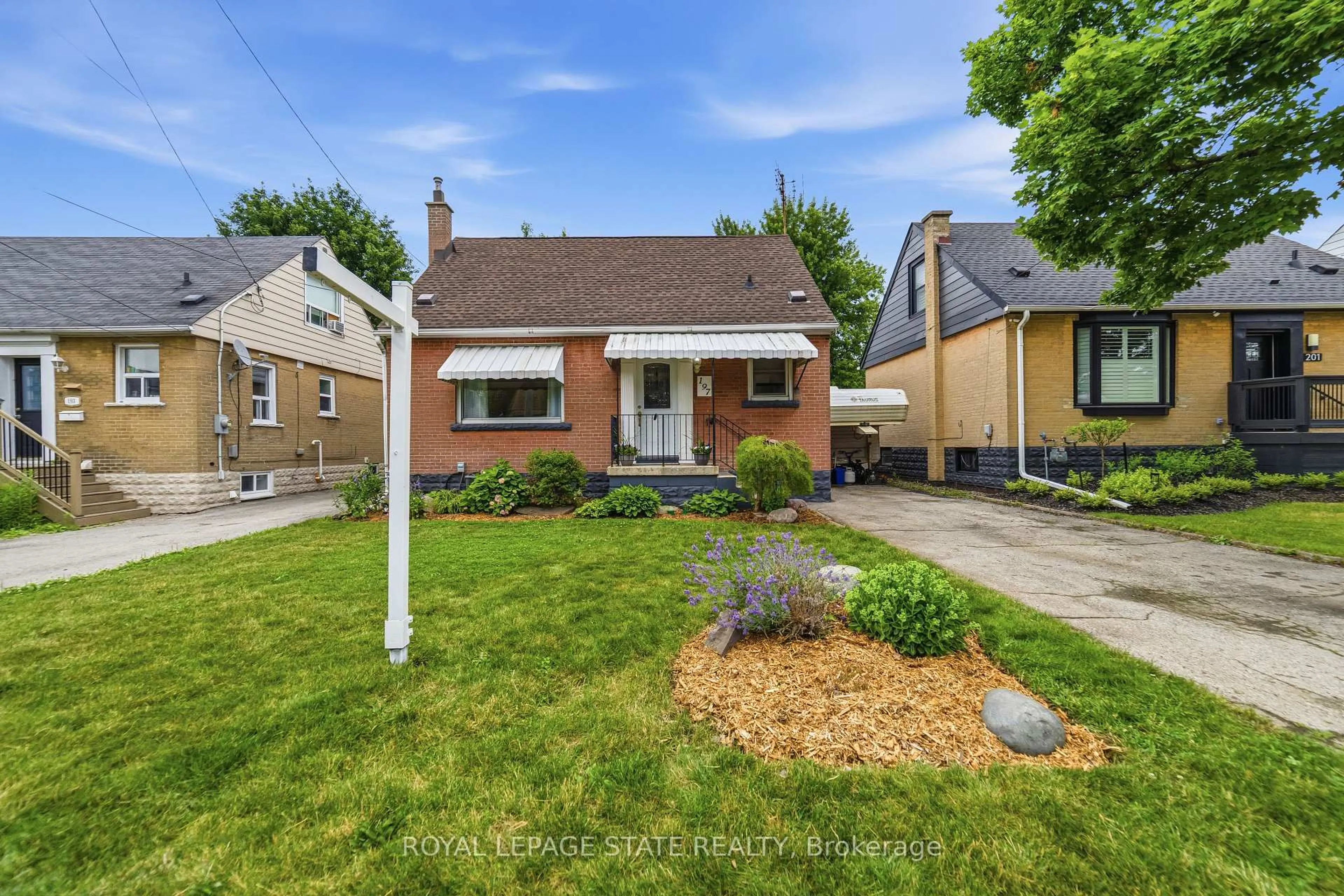 Unknown for 197 East 12th St, Hamilton Ontario L9A 3X5
