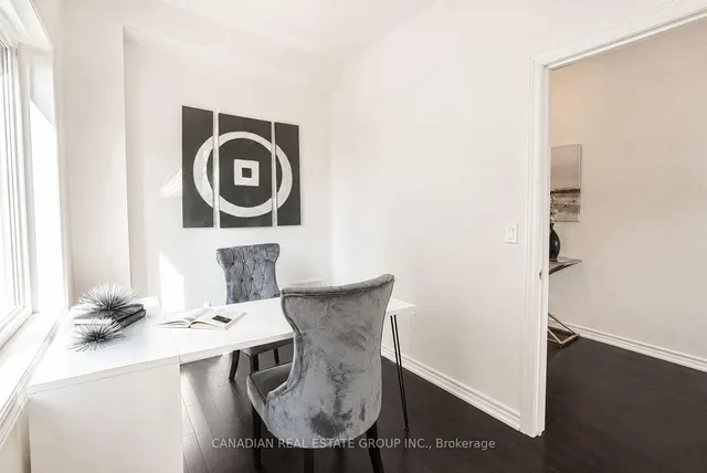 442 Vandusen Ave, Southgate 5