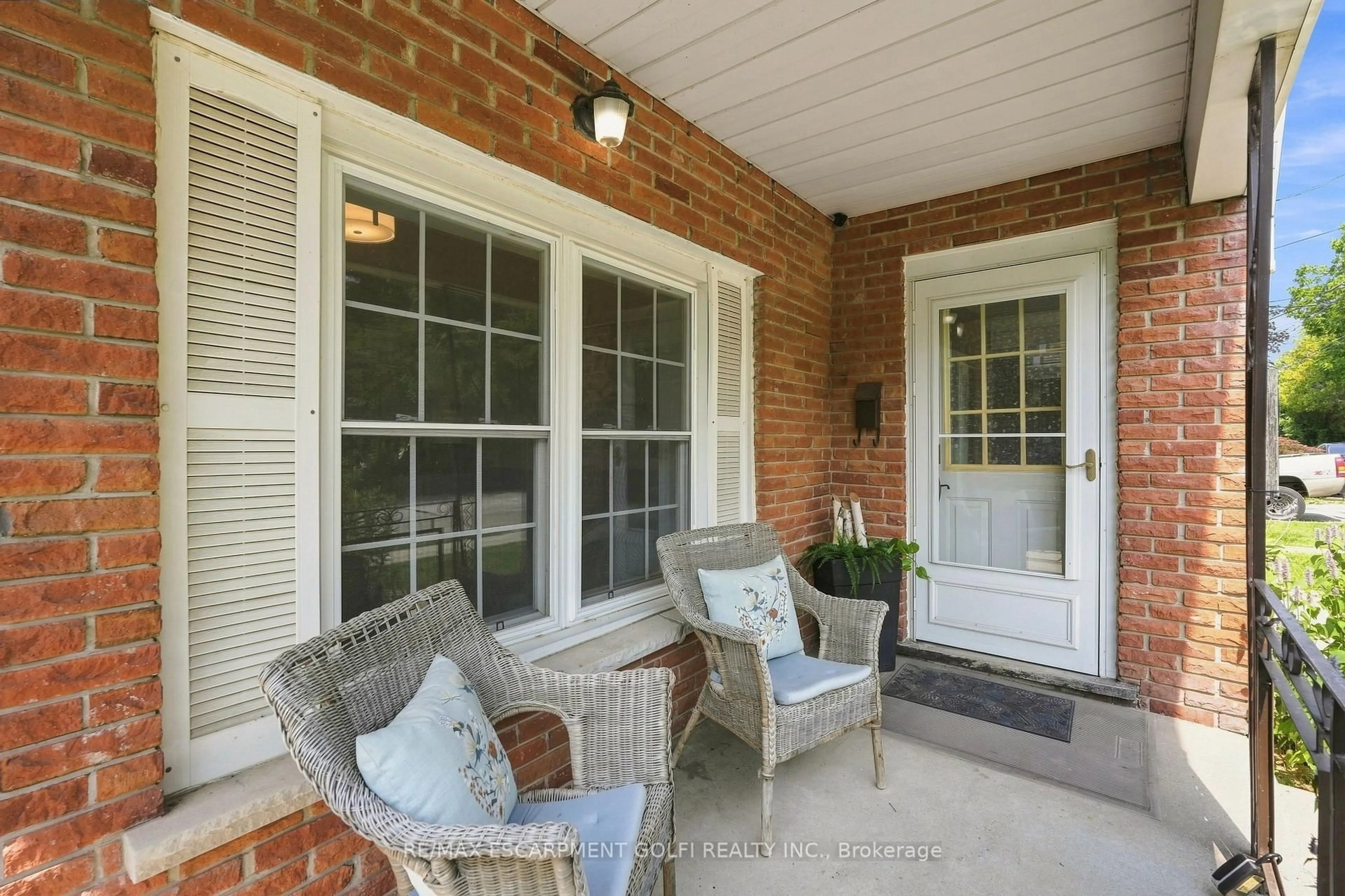 Patio, street for 60 Oliver St, Guelph Ontario N1E 3B5