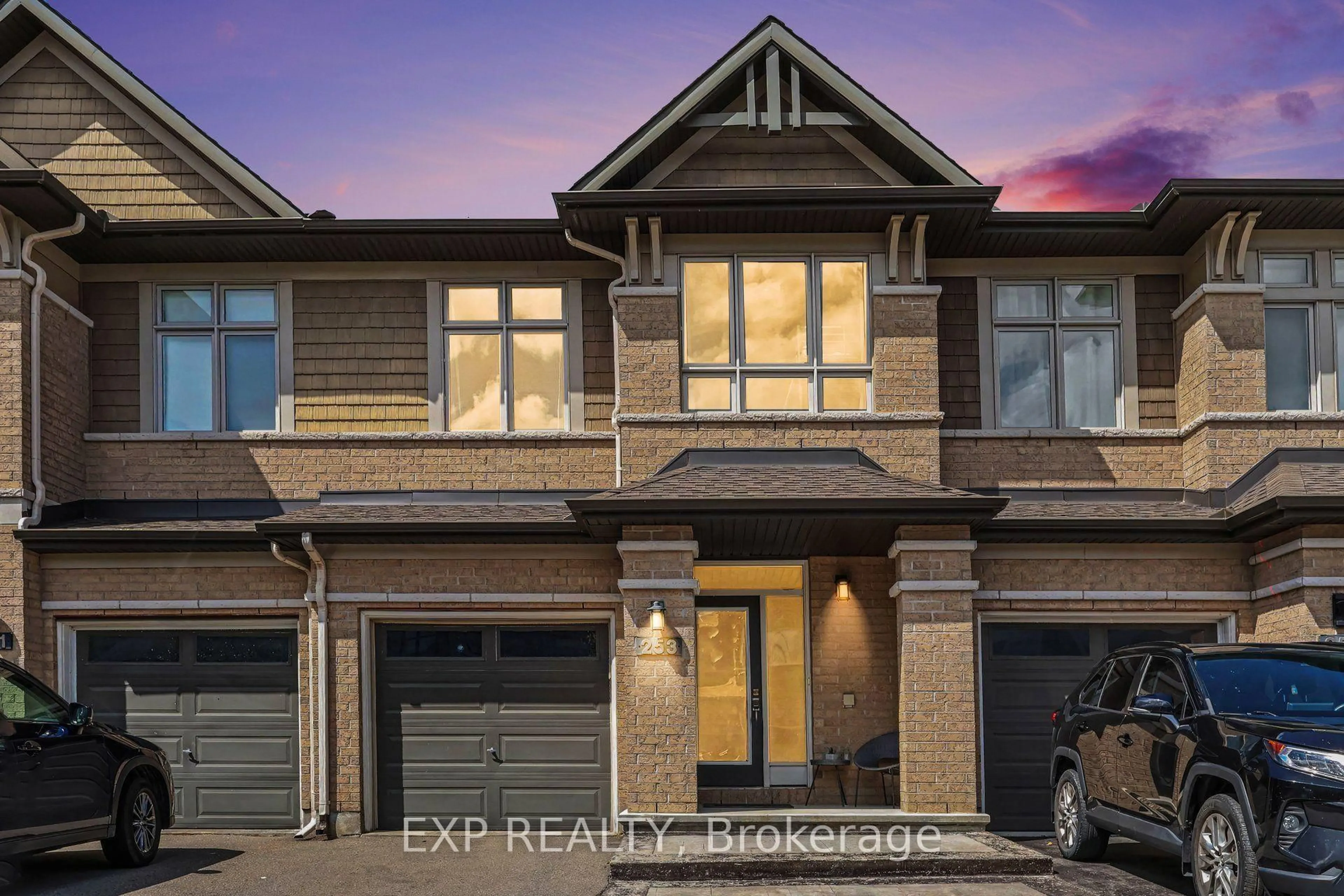 Home with brick exterior material, street for 253 Shinleaf Cres, Ottawa Ontario K1W 0J2