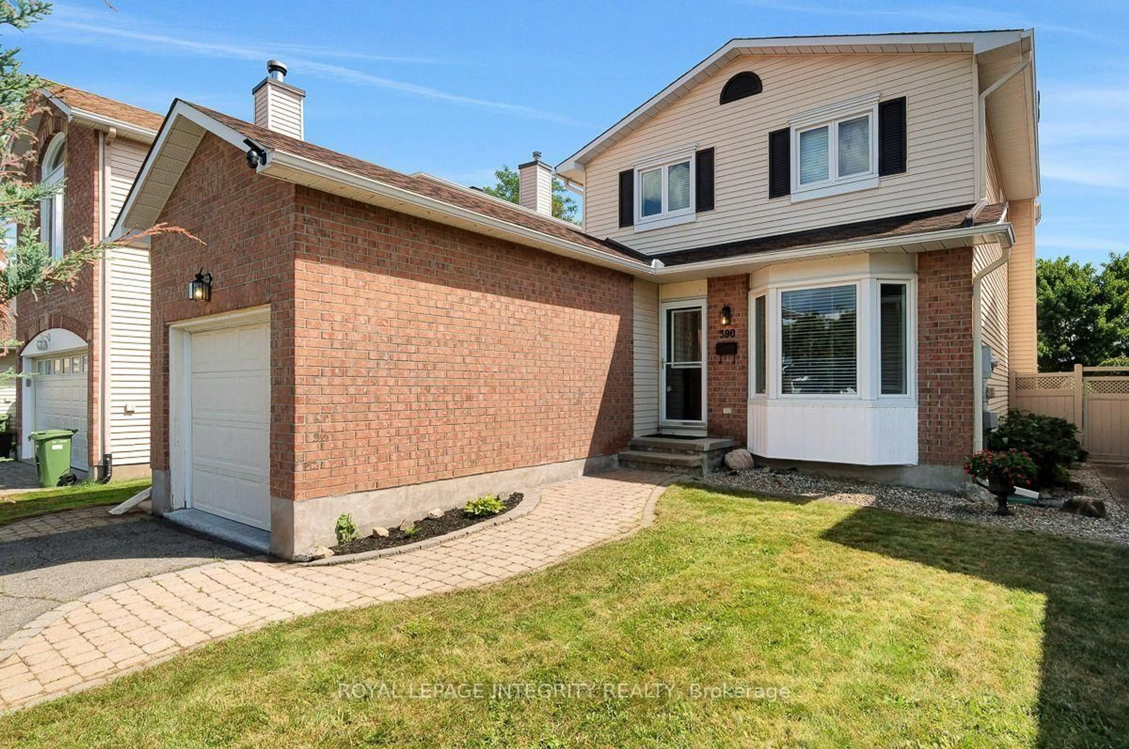 Home with brick exterior material, street for 390 Oaklawn Cres, Orleans Ontario K4A 3J3