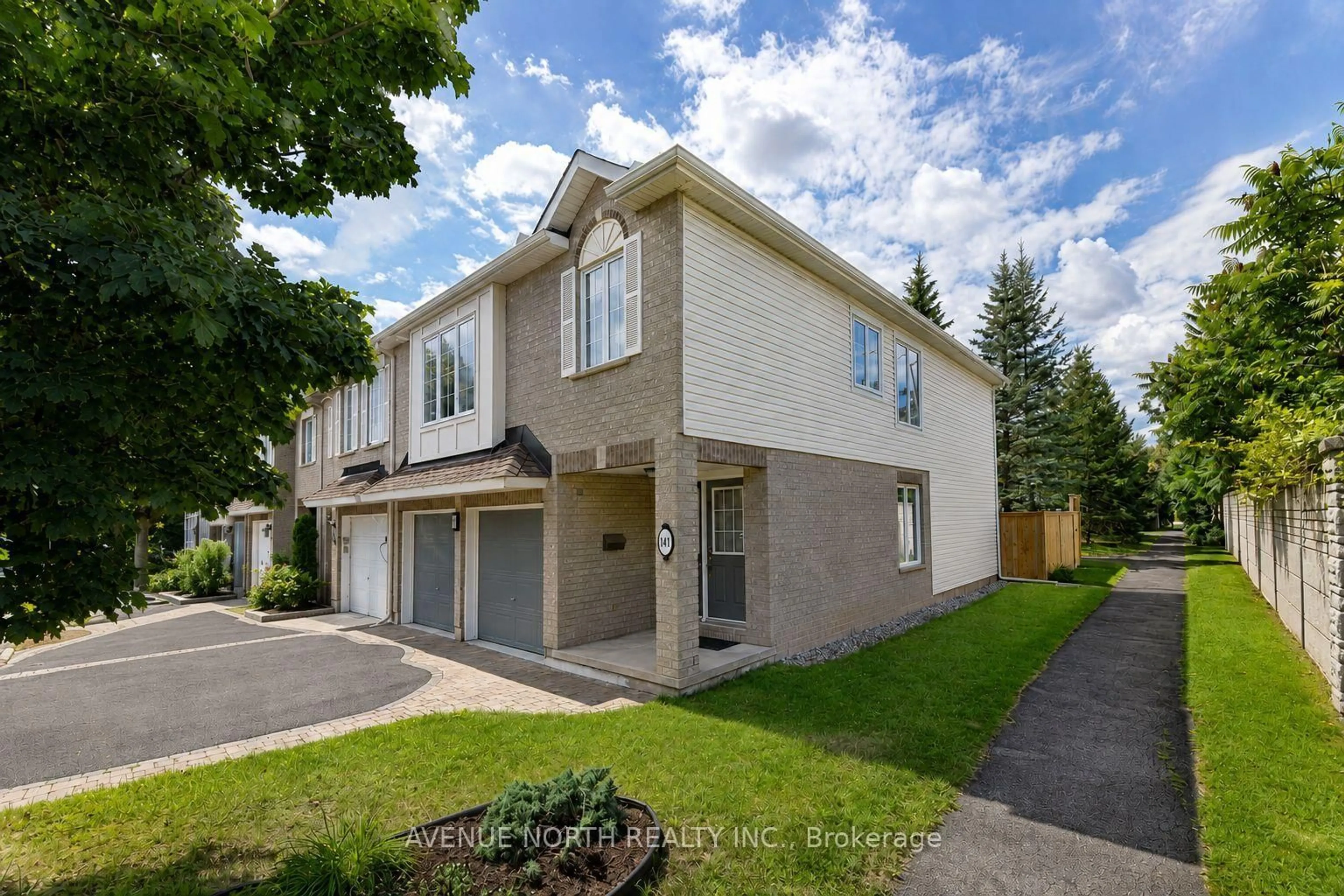 A pic from outside/outdoor area/front of a property/back of a property/a pic from drone, street for 141 GLADEVIEW Private, Ottawa Ontario K1T 4C4