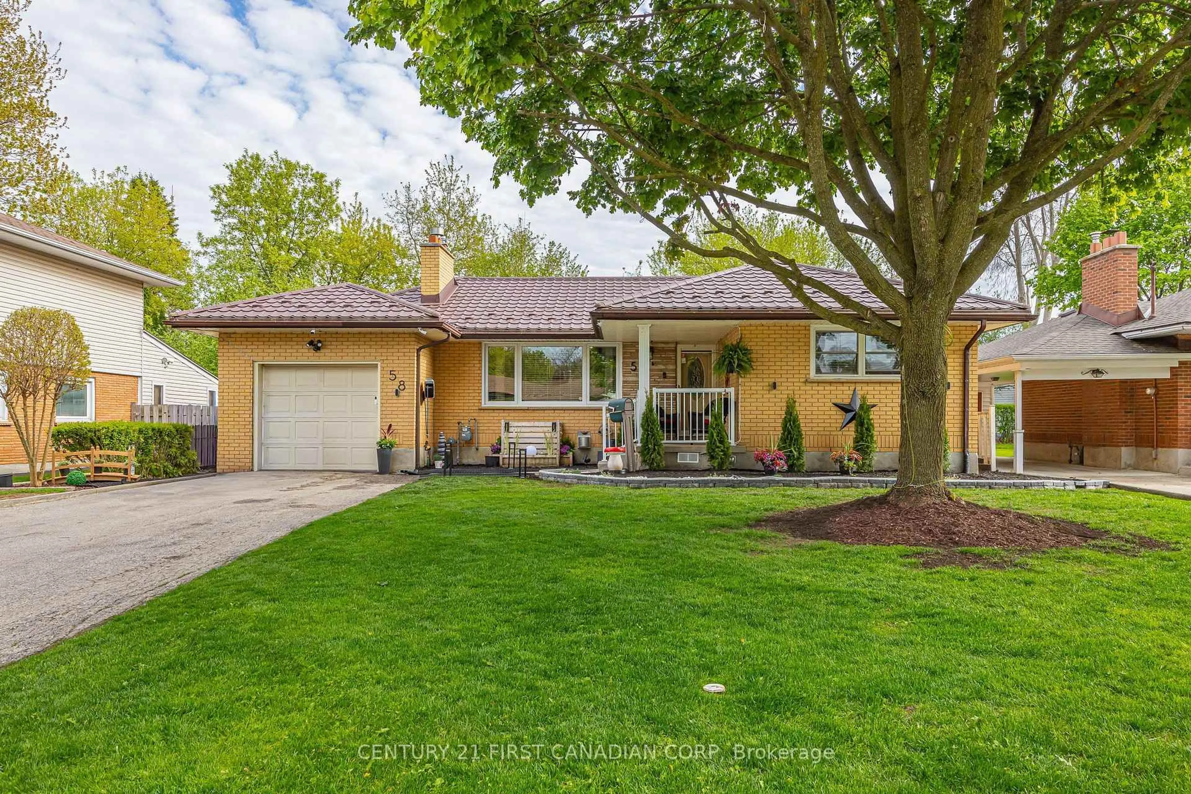 Home with brick exterior material, street for 58 Centre Cres, London South Ontario N6J 2Z6
