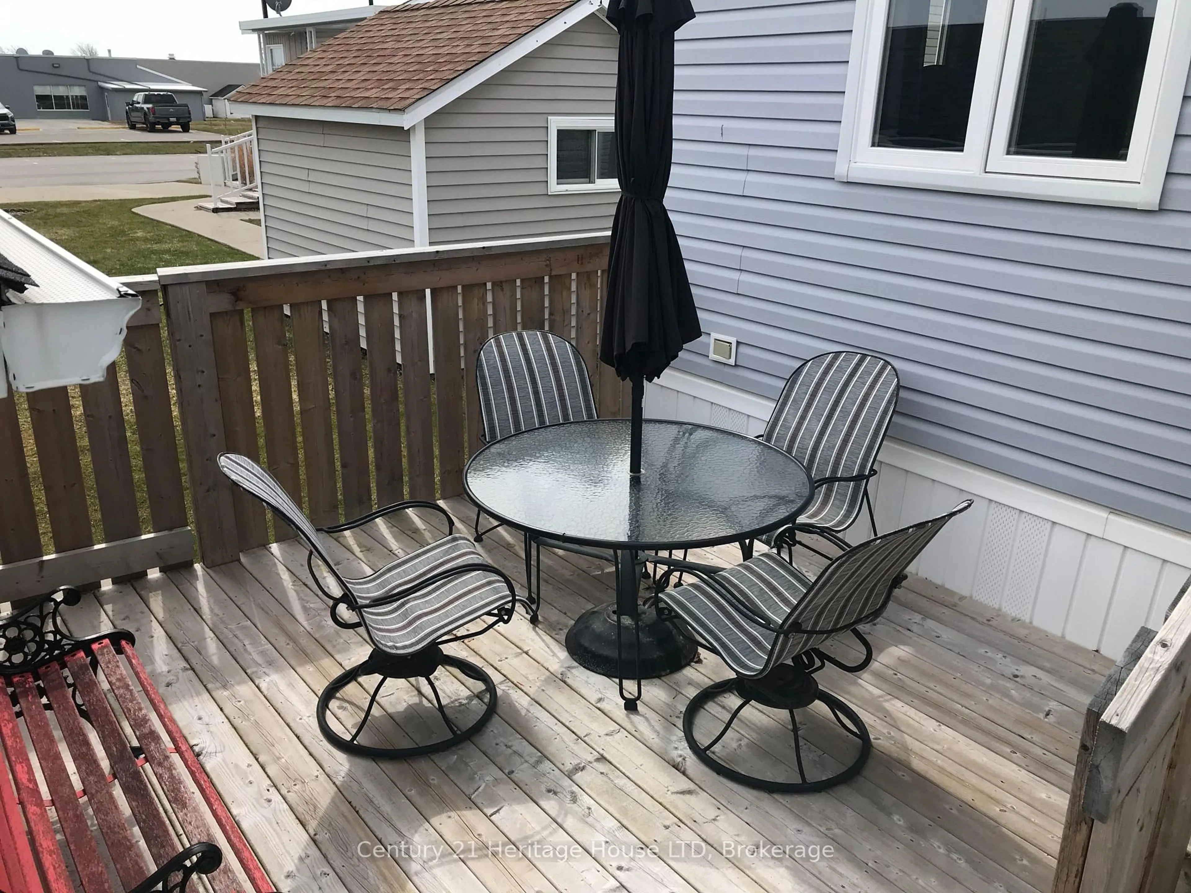 Patio, water/lake/river/ocean view for 3033 Townline Rd #66, Fort Erie Ontario L0S 1S0