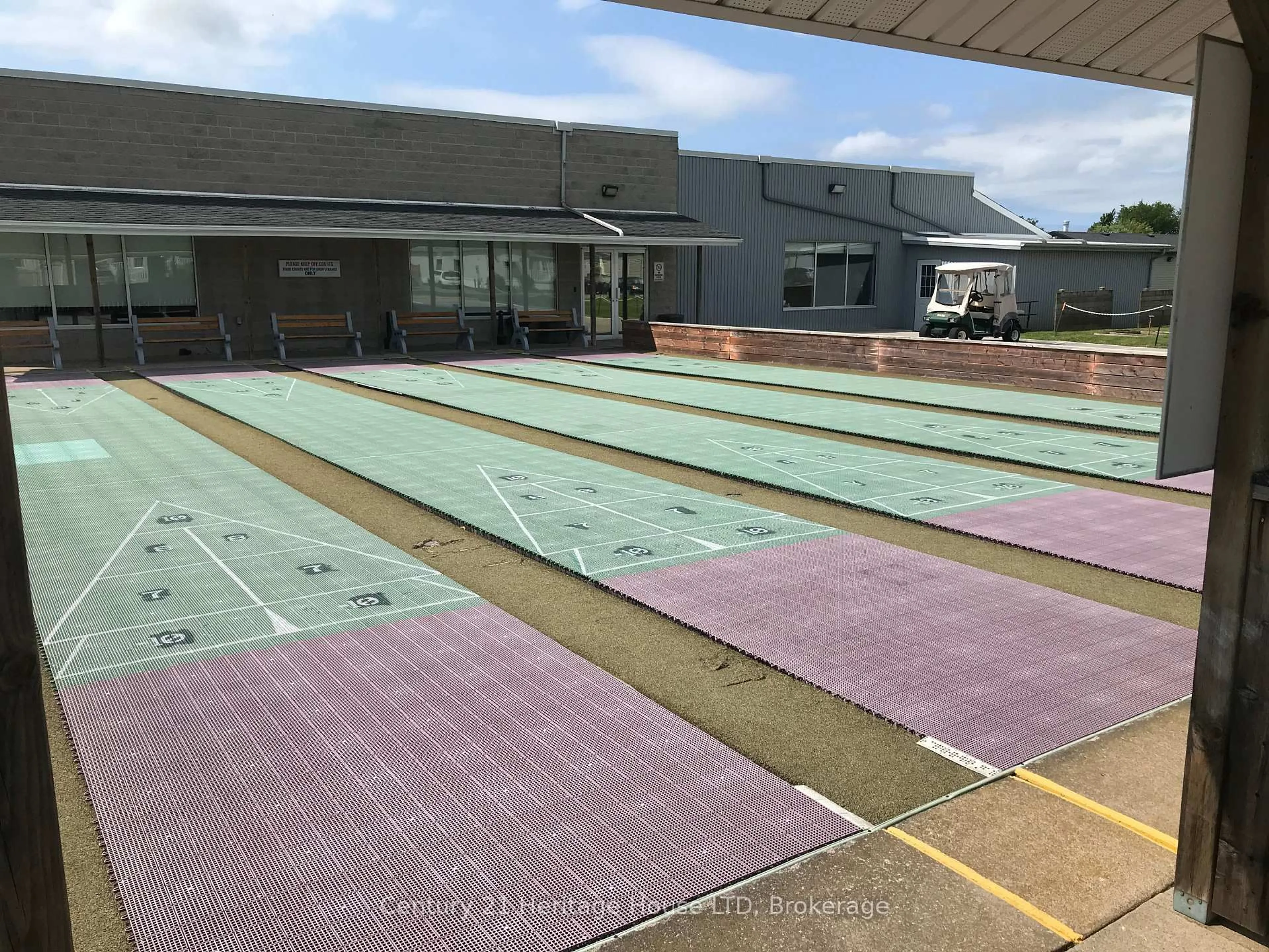 Pool for 3033 Townline Rd #66, Fort Erie Ontario L0S 1S0