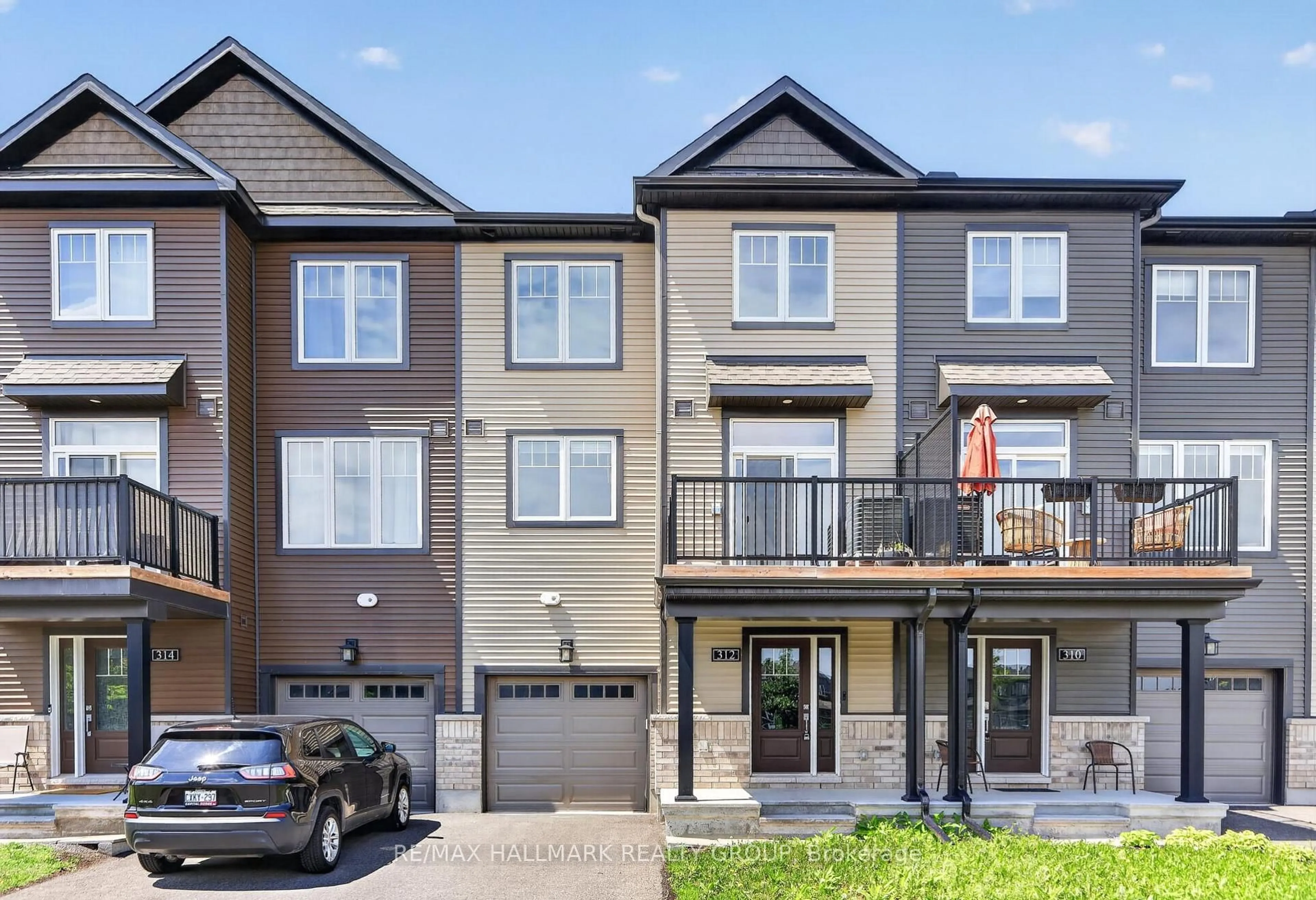 Home with brick exterior material, street for 312 Shepperton St, Ottawa Ontario K4A 5K9