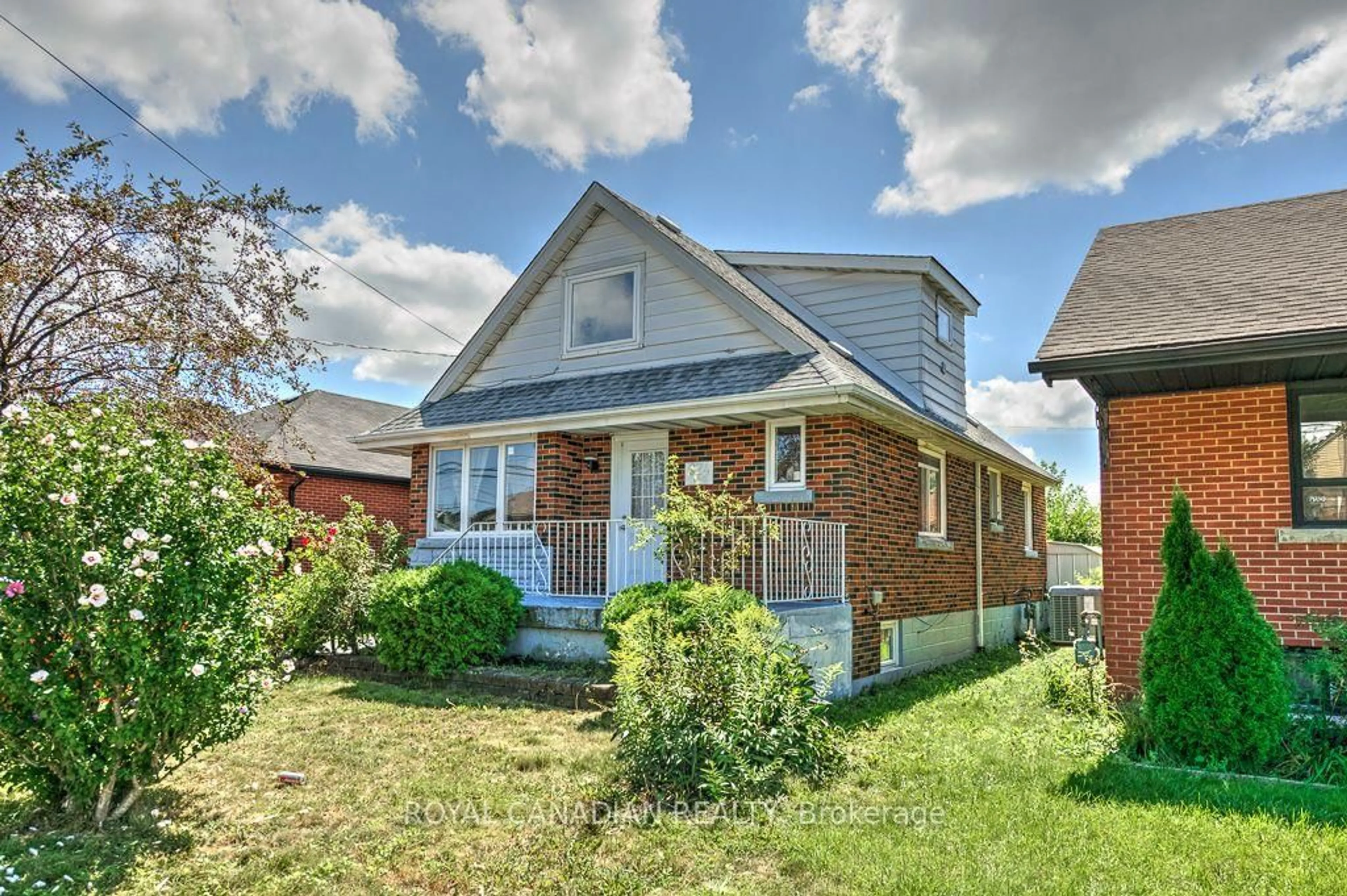 Home with brick exterior material, street for 974 Queensdale Ave, Hamilton Ontario L8T 1H7