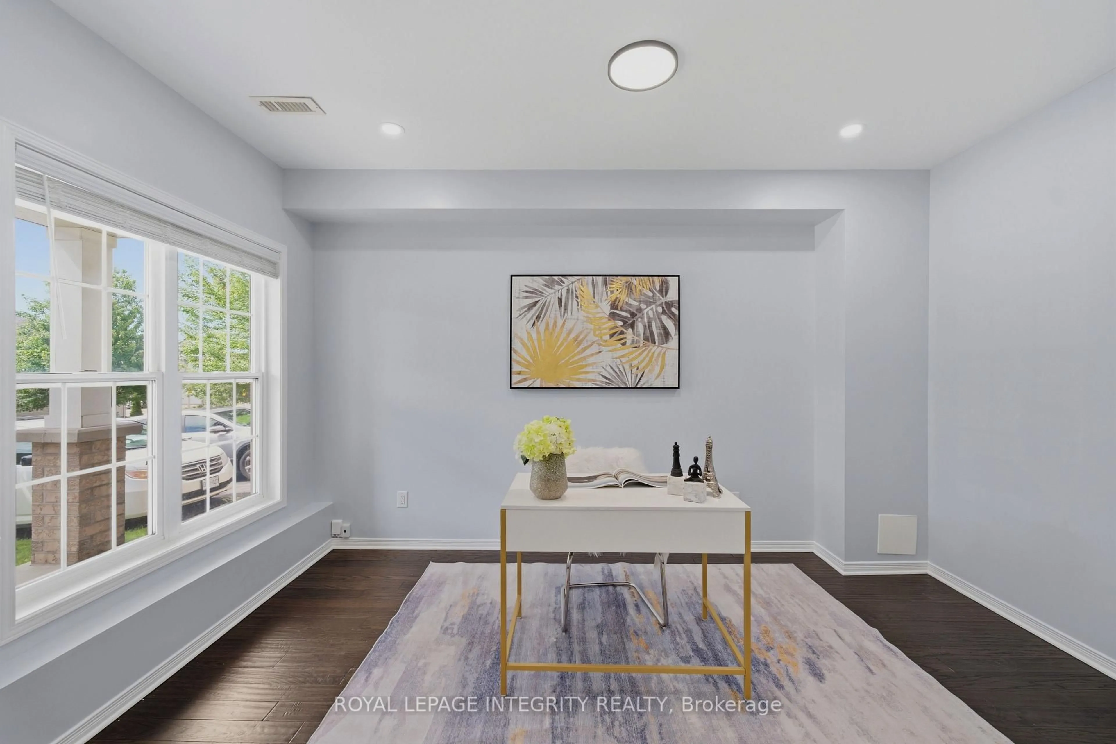 A pic of a room for 223 HUNTSVILLE Dr, Ottawa Ontario K2T 0C7