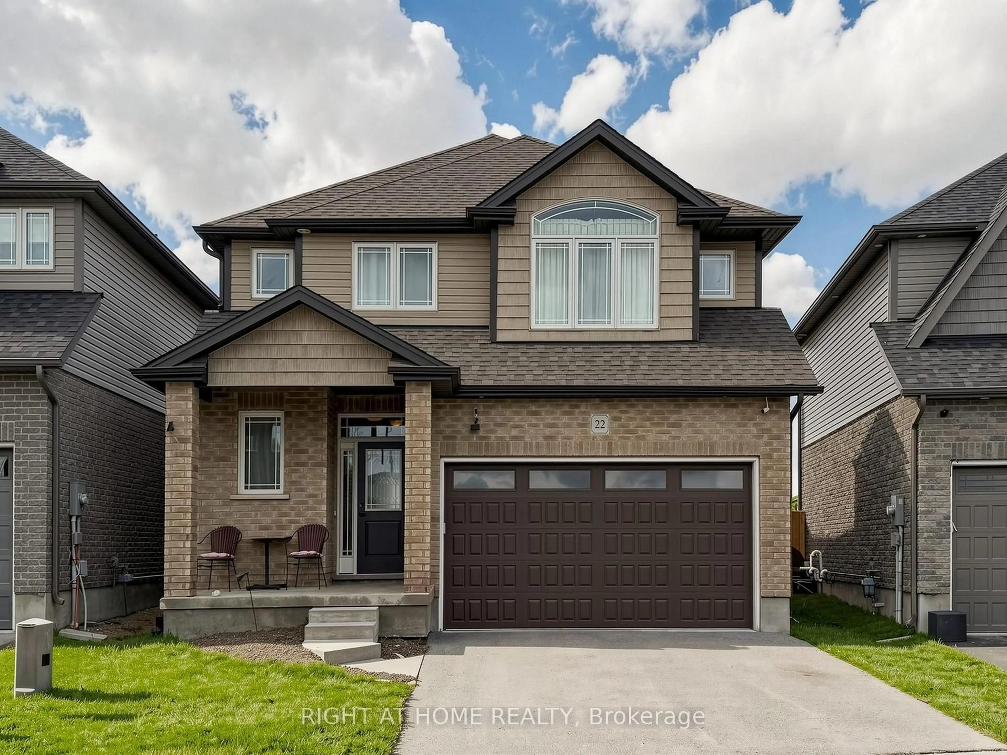 Home with brick exterior material, street for 22 Sparrow Cres, East Luther Grand Valley Ontario L9W 0R7