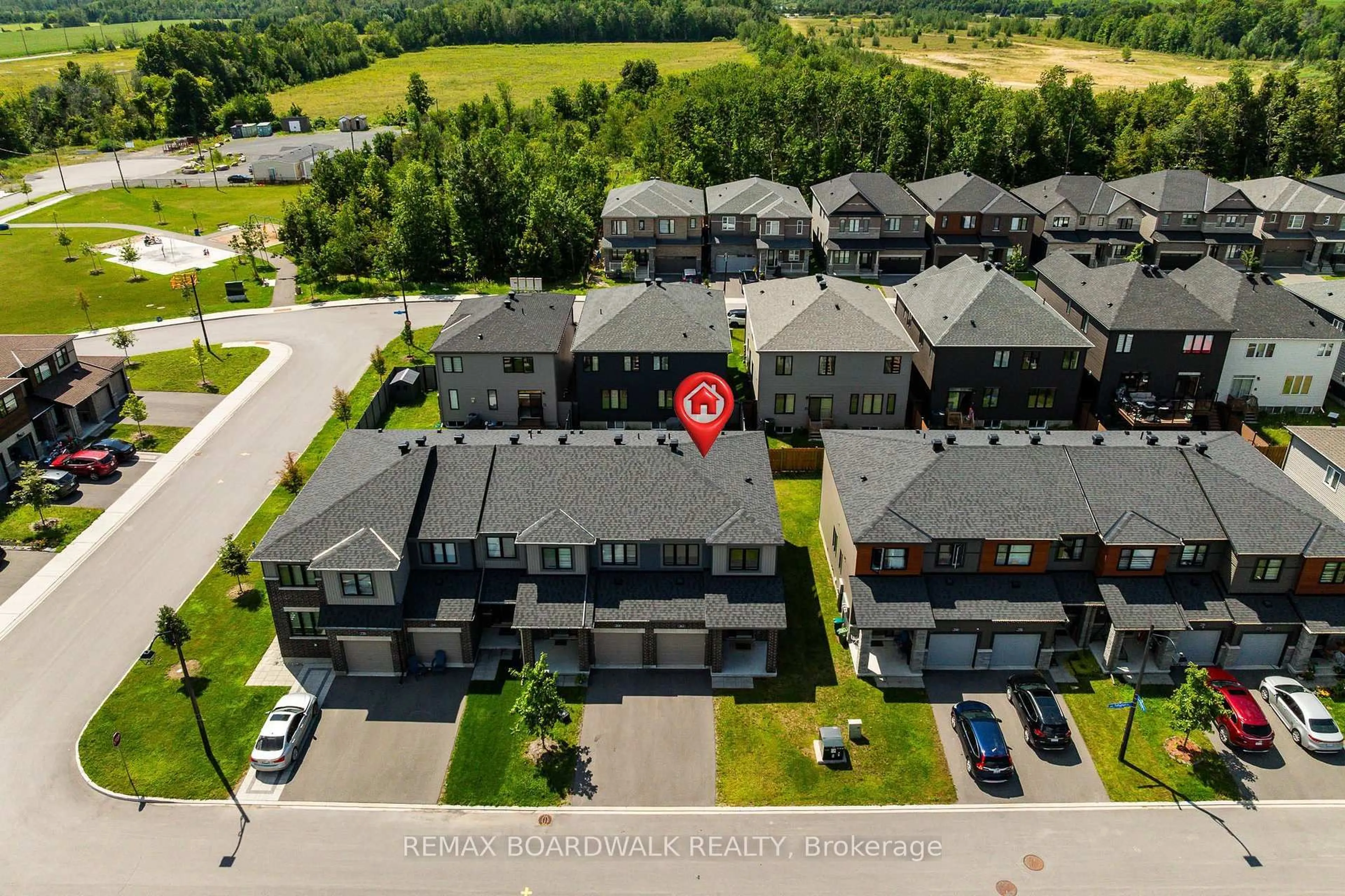 A pic from outside/outdoor area/front of a property/back of a property/a pic from drone, unknown for 262 TULLAGHAN Hts, Ottawa Ontario K2J 7C2