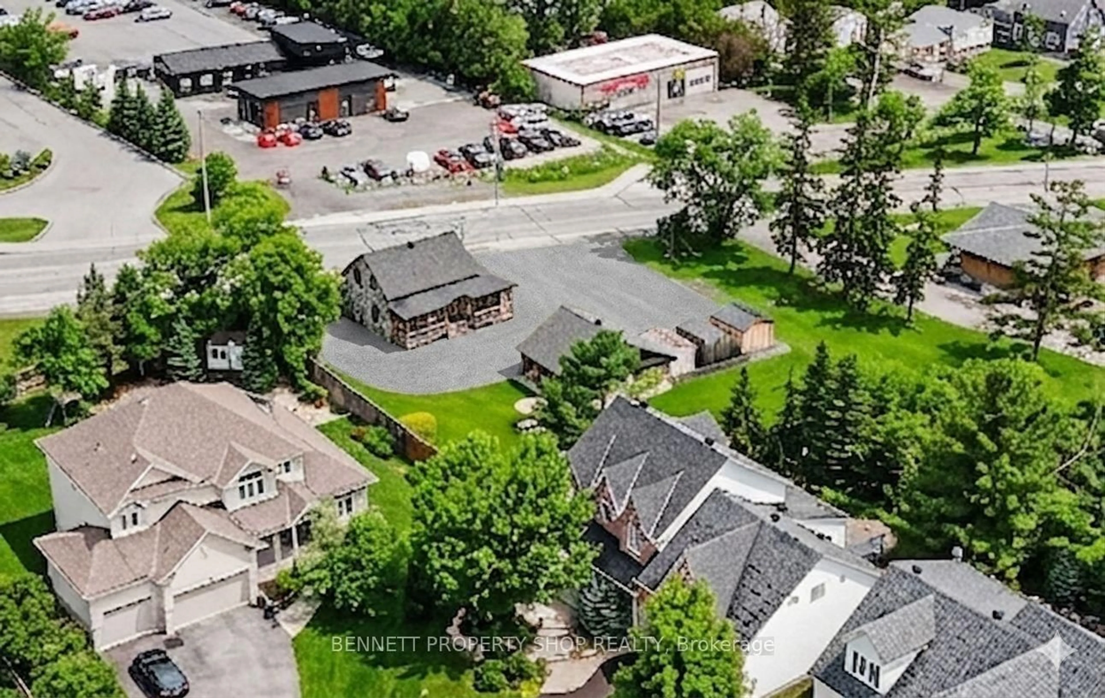 A pic from outside/outdoor area/front of a property/back of a property/a pic from drone, street for 1194-1200 Carp Rd, Ottawa Ontario K2S 1B9