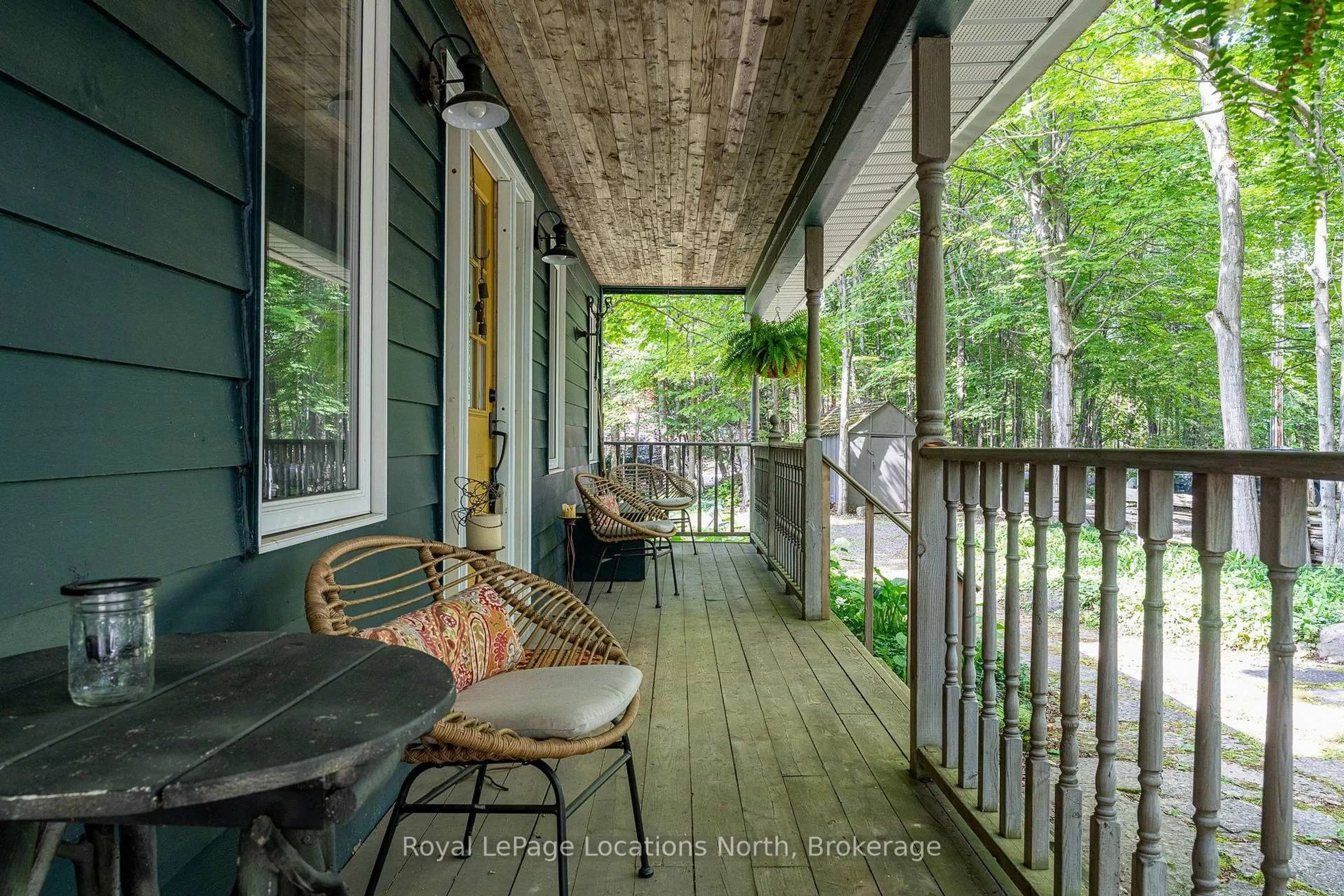 Patio, street for 265482 25th Side Rd, Meaford Ontario N4L 1W5