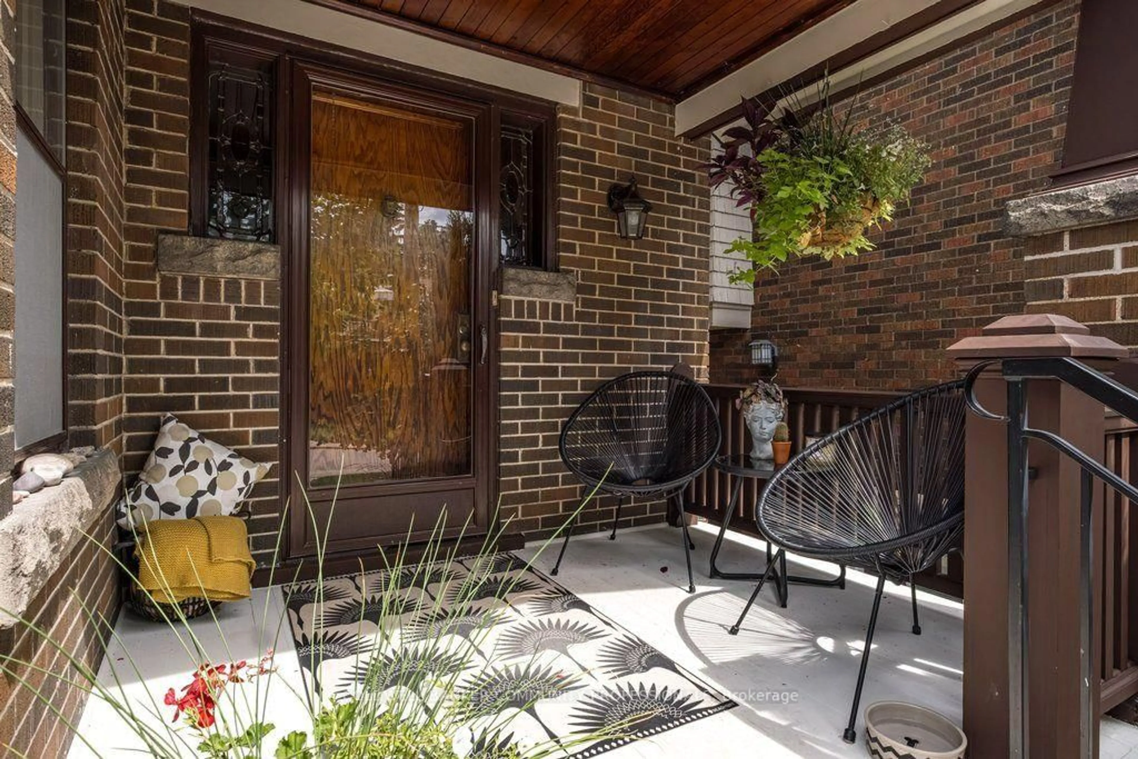 Patio, street for 78 Paisley Ave, Hamilton Ontario L8S 4G9