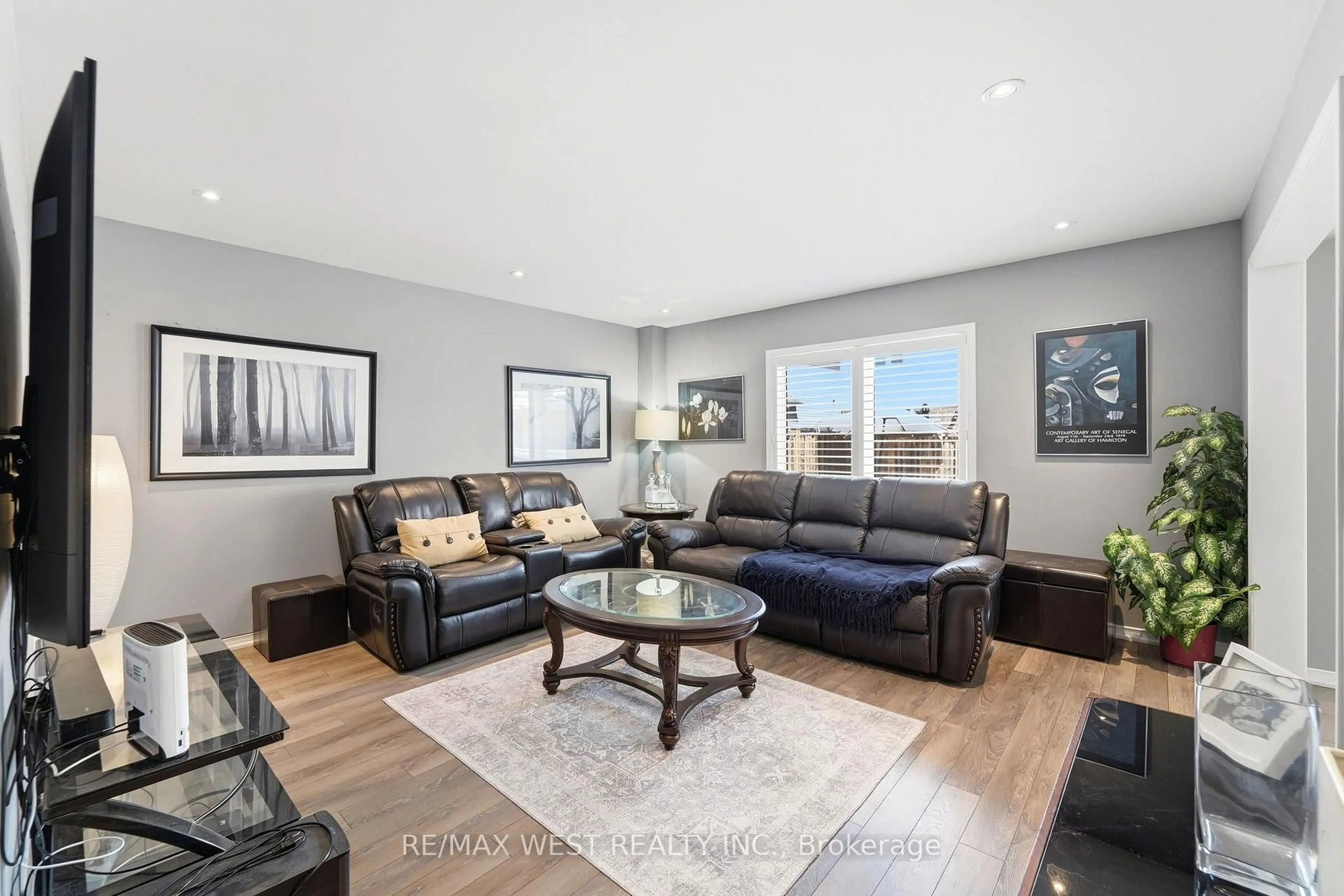 Living room with furniture, unknown for 234 Voyager Pass, Hamilton Ontario L0R 1C0
