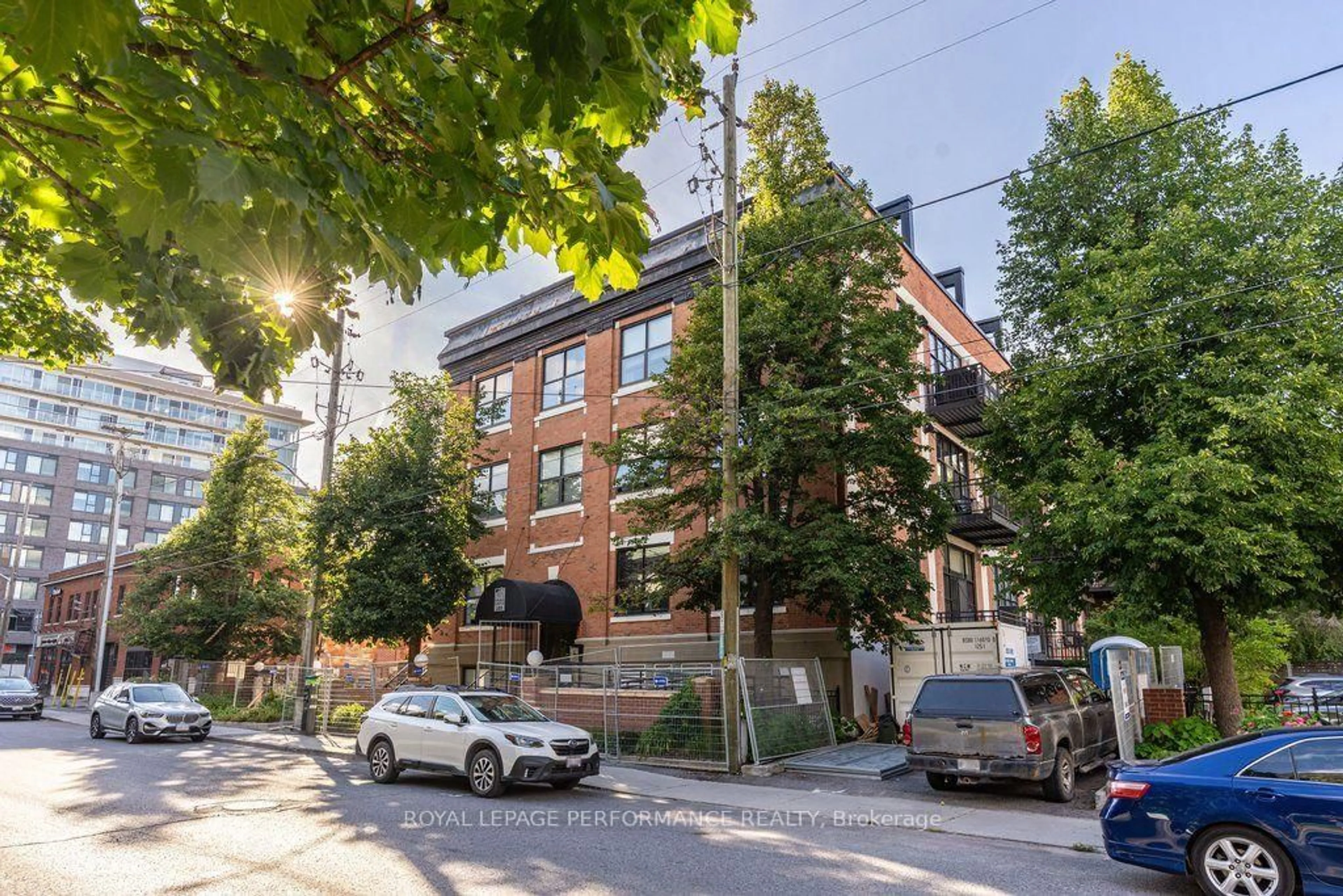 Home with brick exterior material, street for 255 Argyle Ave #PH4 & PH6, Ottawa Ontario K2P 2N7