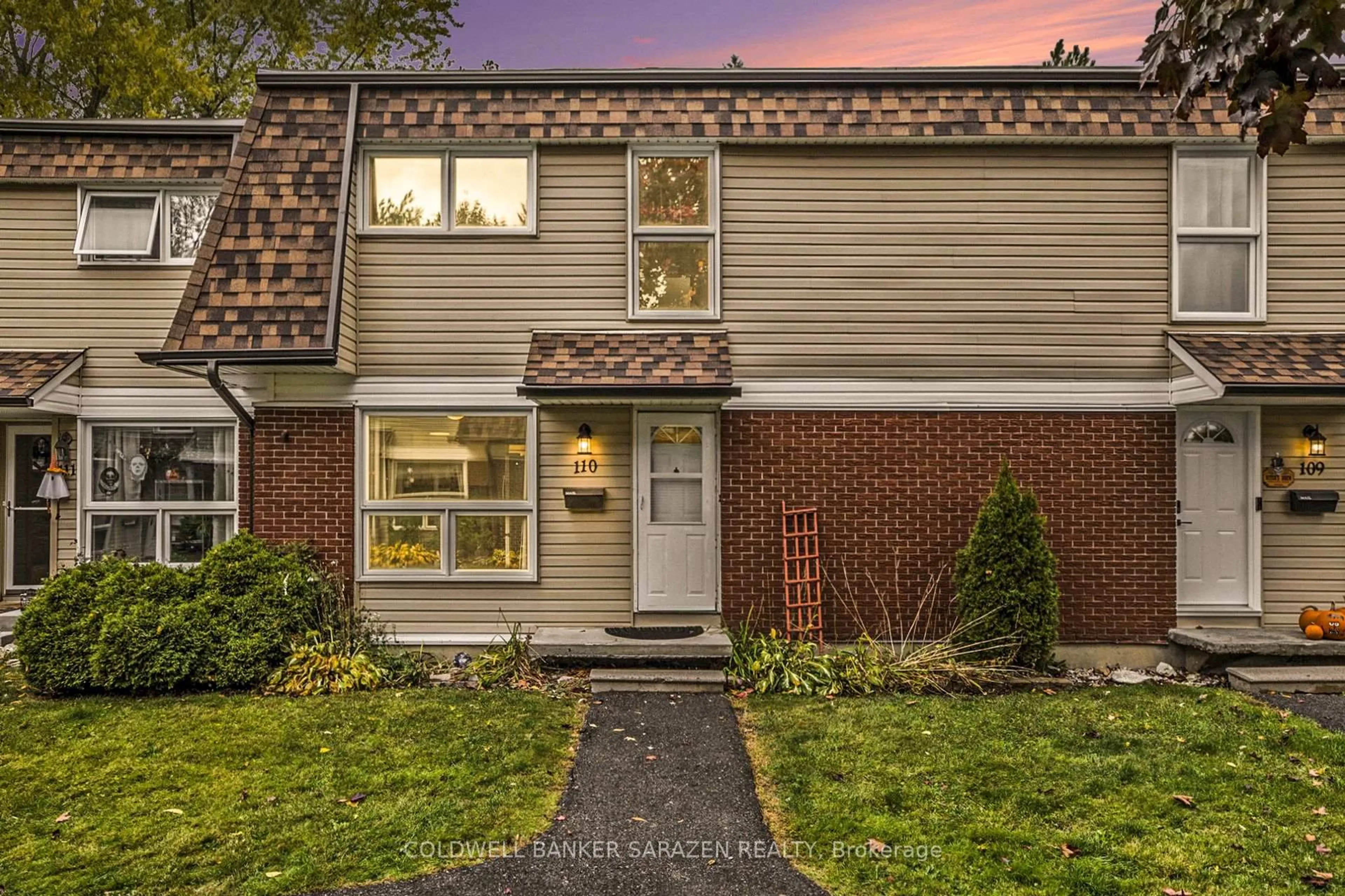 Home with vinyl exterior material, street for 110 Rutherford Crt, Ottawa Ontario K2K 1N5
