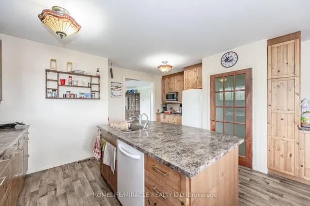 1388 Highway 6, Hamilton 5