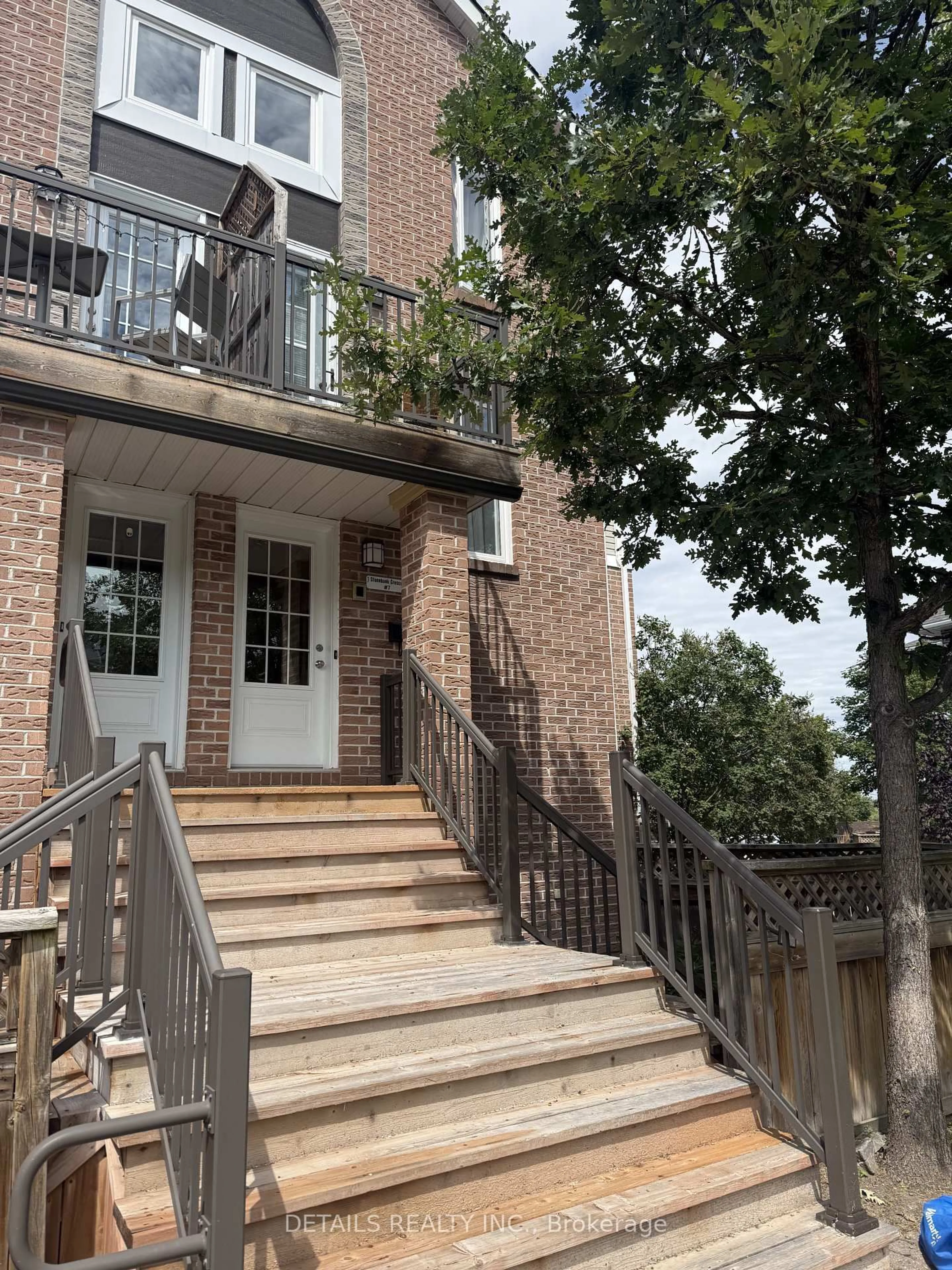 Stairs for 1 Stonebank Cres #7, Nepean Ontario K2H 9M3
