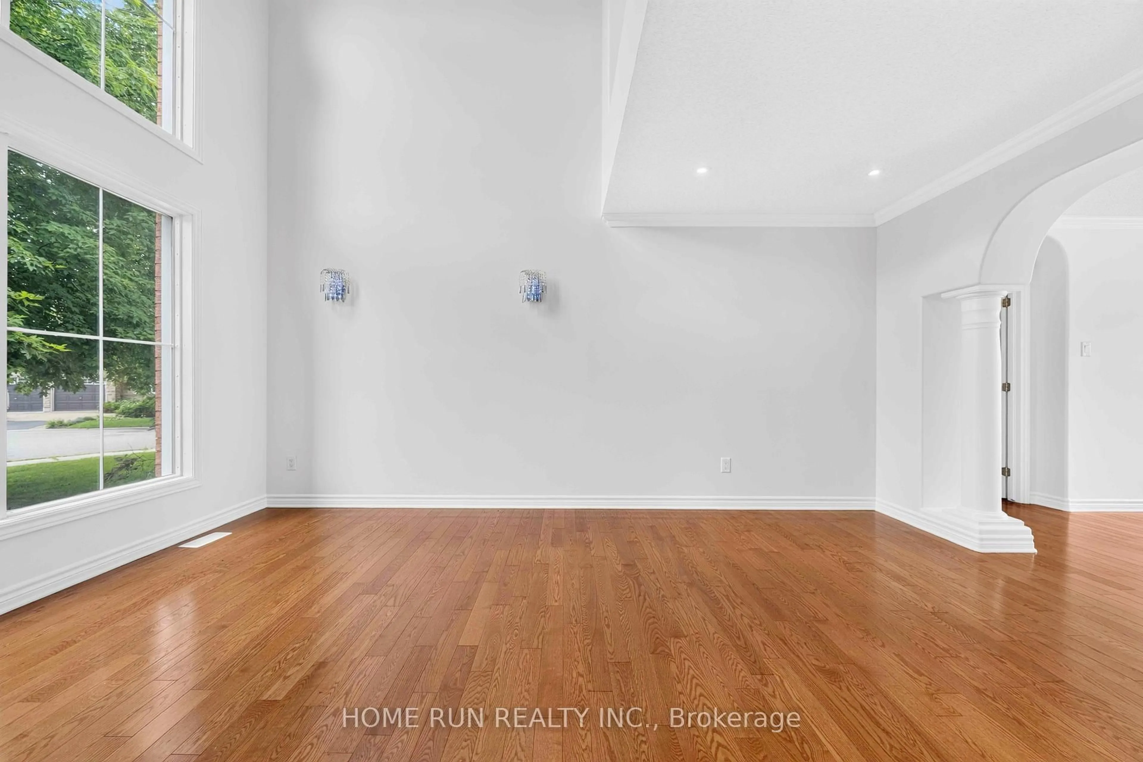 A pic of a room for 35 Blackshire Circ, Ottawa Ontario K2J 5L8