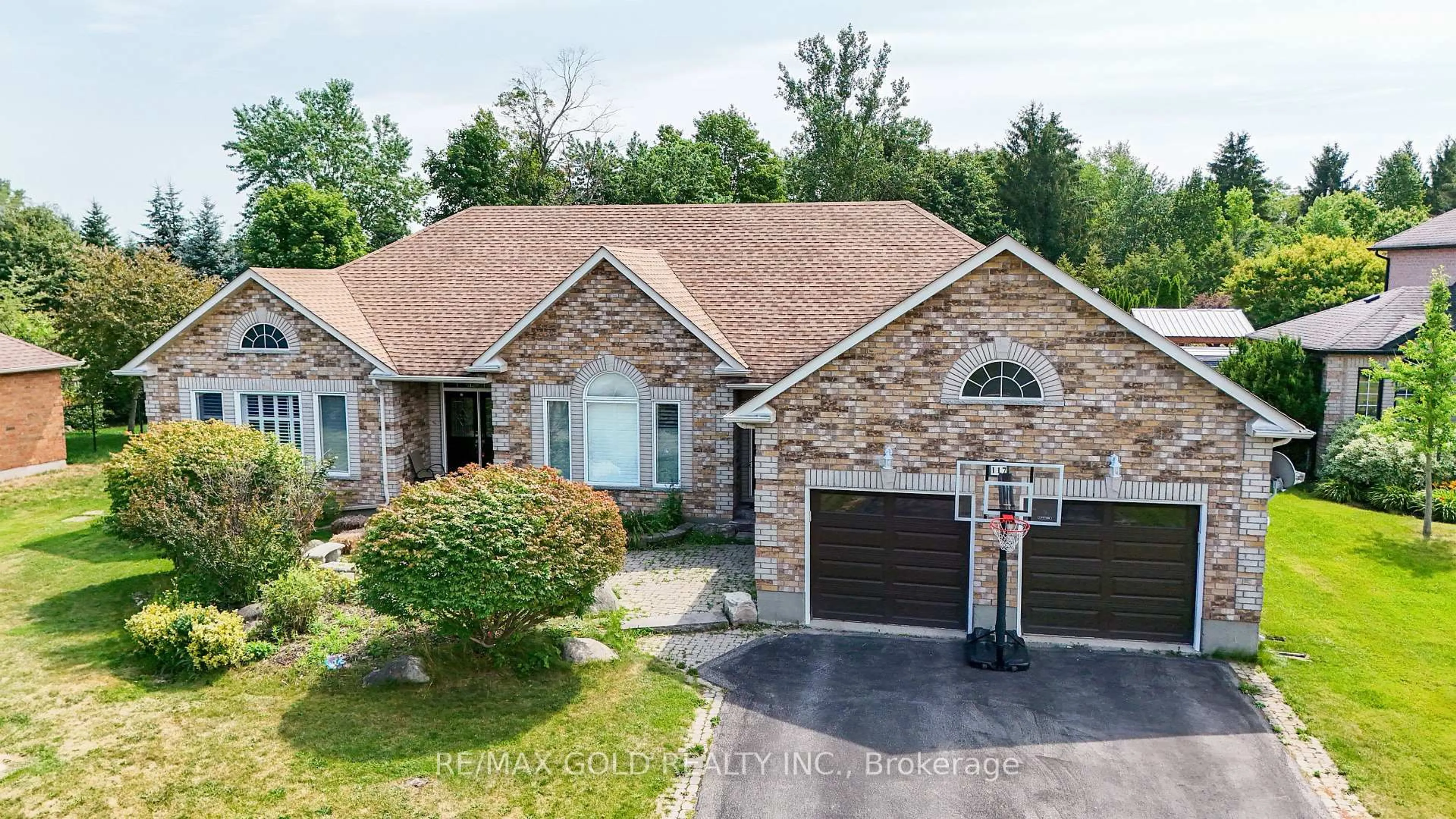 Home with brick exterior material, street for 117 Delarmbro Dr, Erin Ontario N0B 1T0