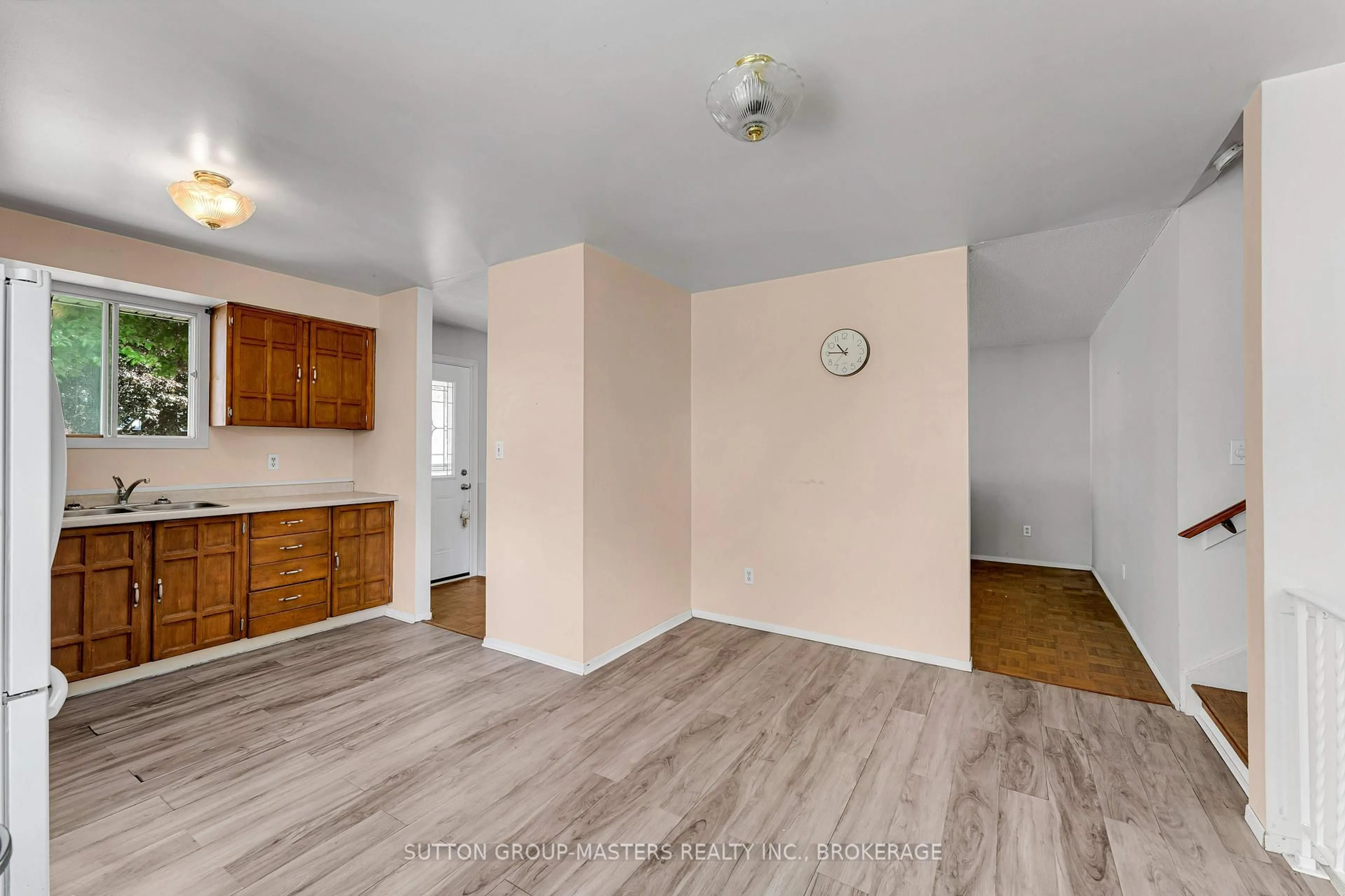 A pic of a room for 150 Dauphin Ave, Kingston Ontario K7K 6B1