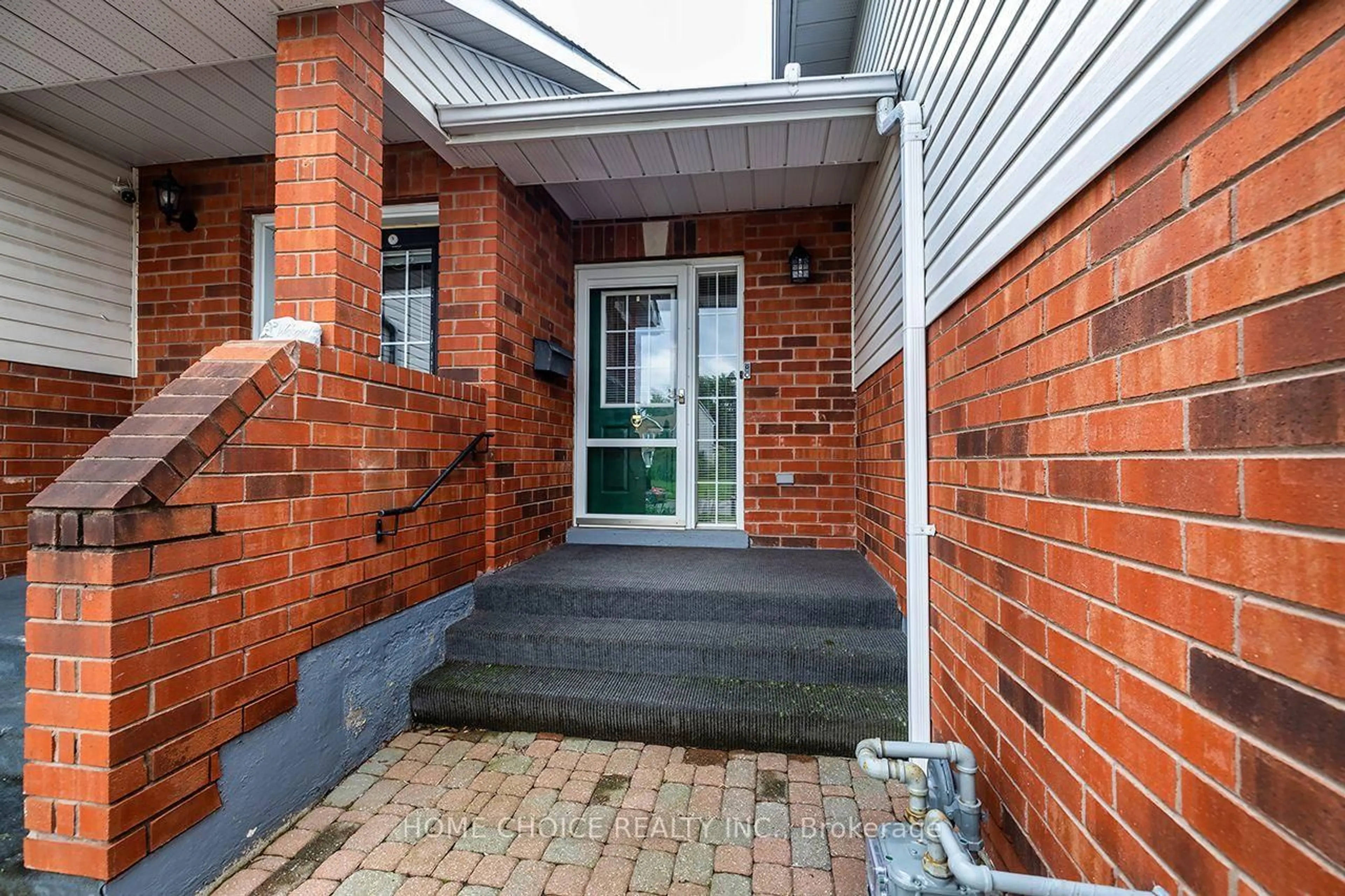 Unknown for 43 Ballantine St, Cobourg Ontario K9A 5G8
