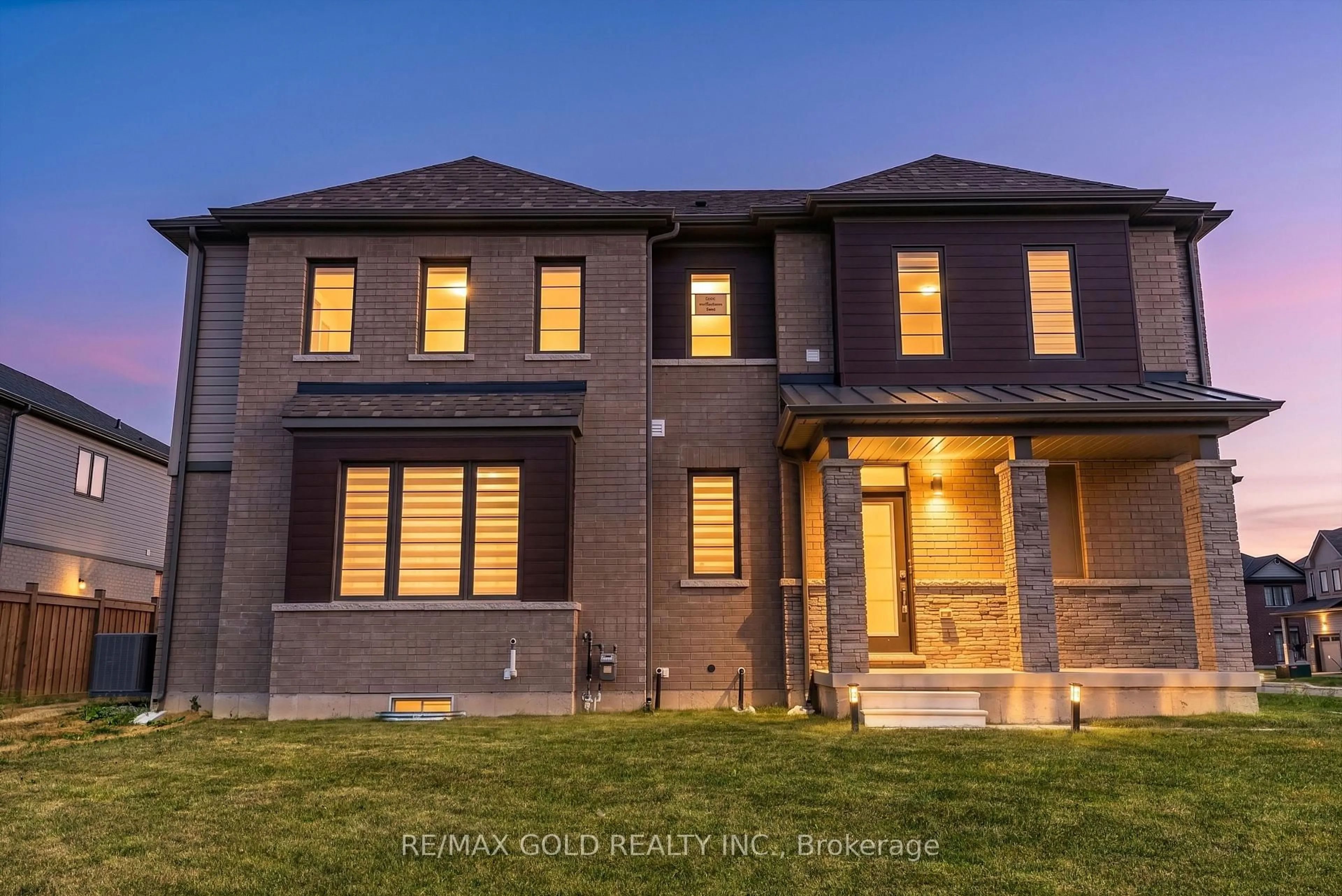 Home with brick exterior material, street for 25 Heritage Way, Thorold Ontario L2V 0N9