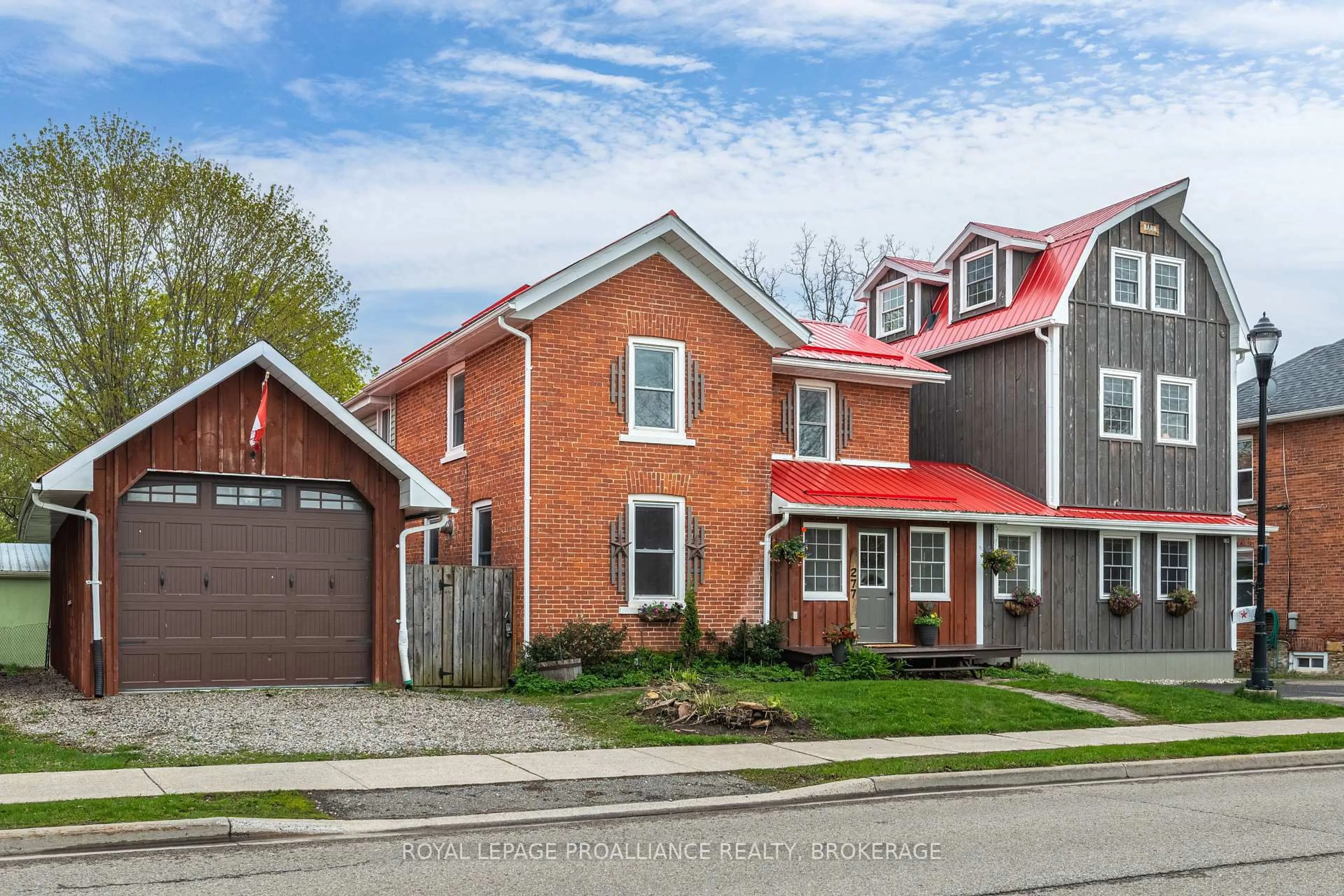 Home with brick exterior material, street for 277 Brock St, Gananoque Ontario K7G 1K5
