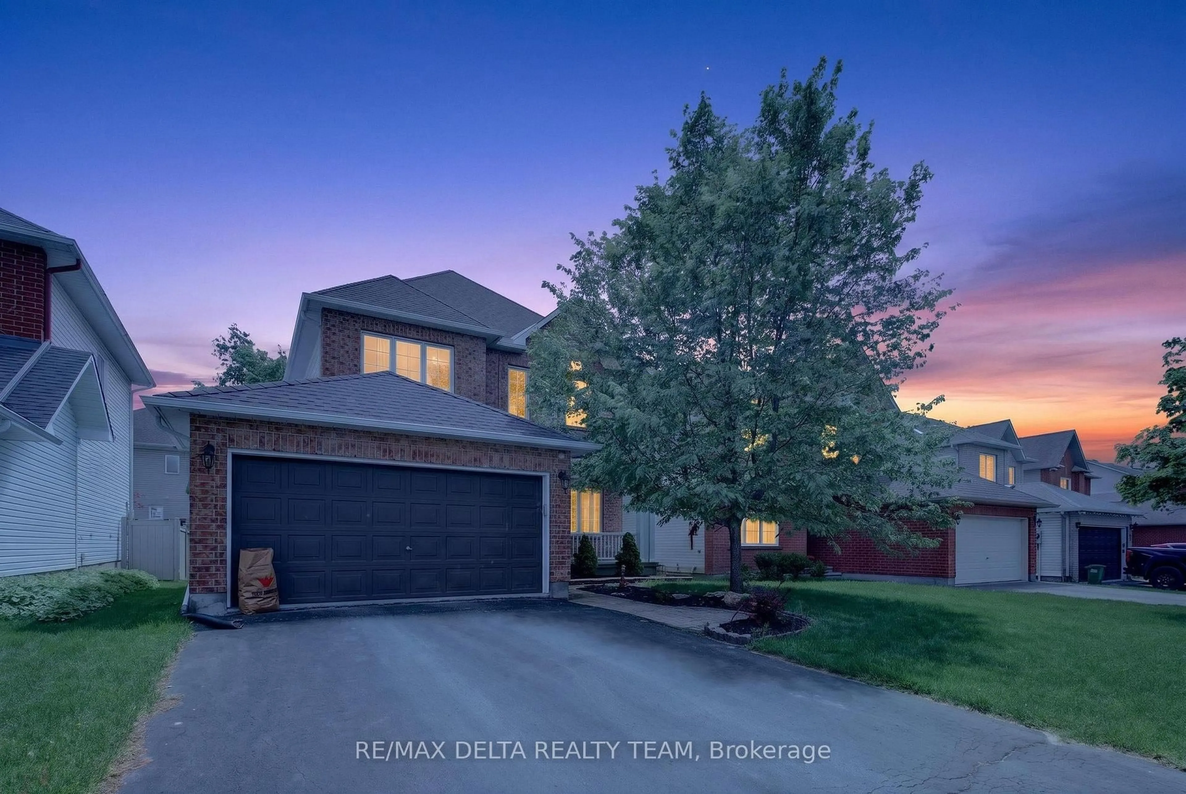 A pic from outside/outdoor area/front of a property/back of a property/a pic from drone, street for 46 Birchfield Ave, Kanata Ontario K2M 2N5