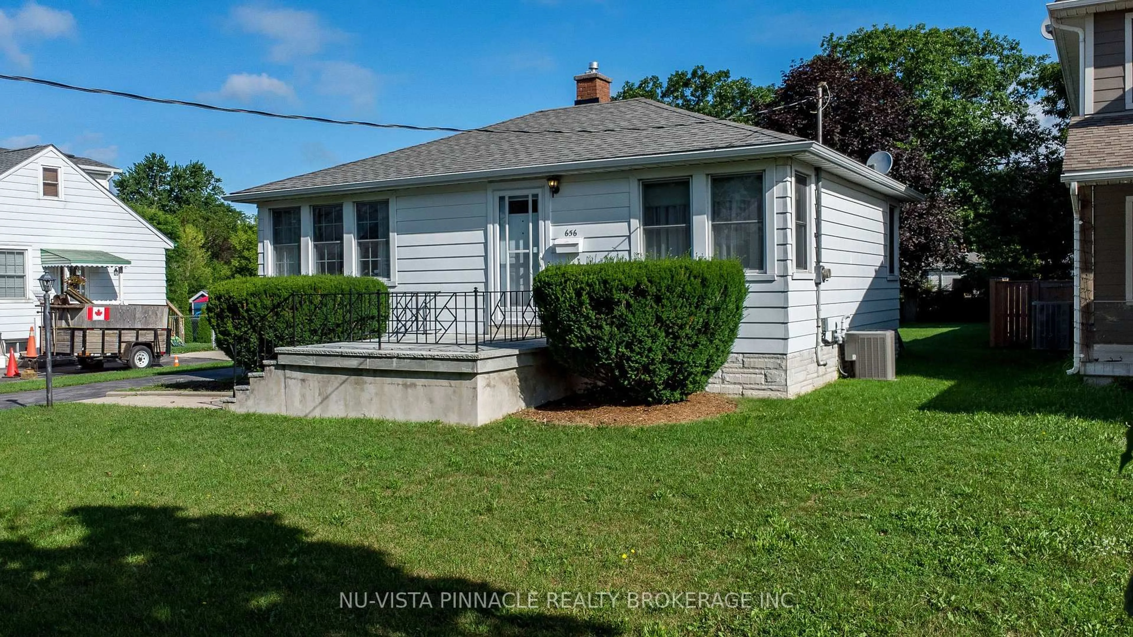 Unknown for 656 Winblest Ave, London South Ontario N6C 3C5