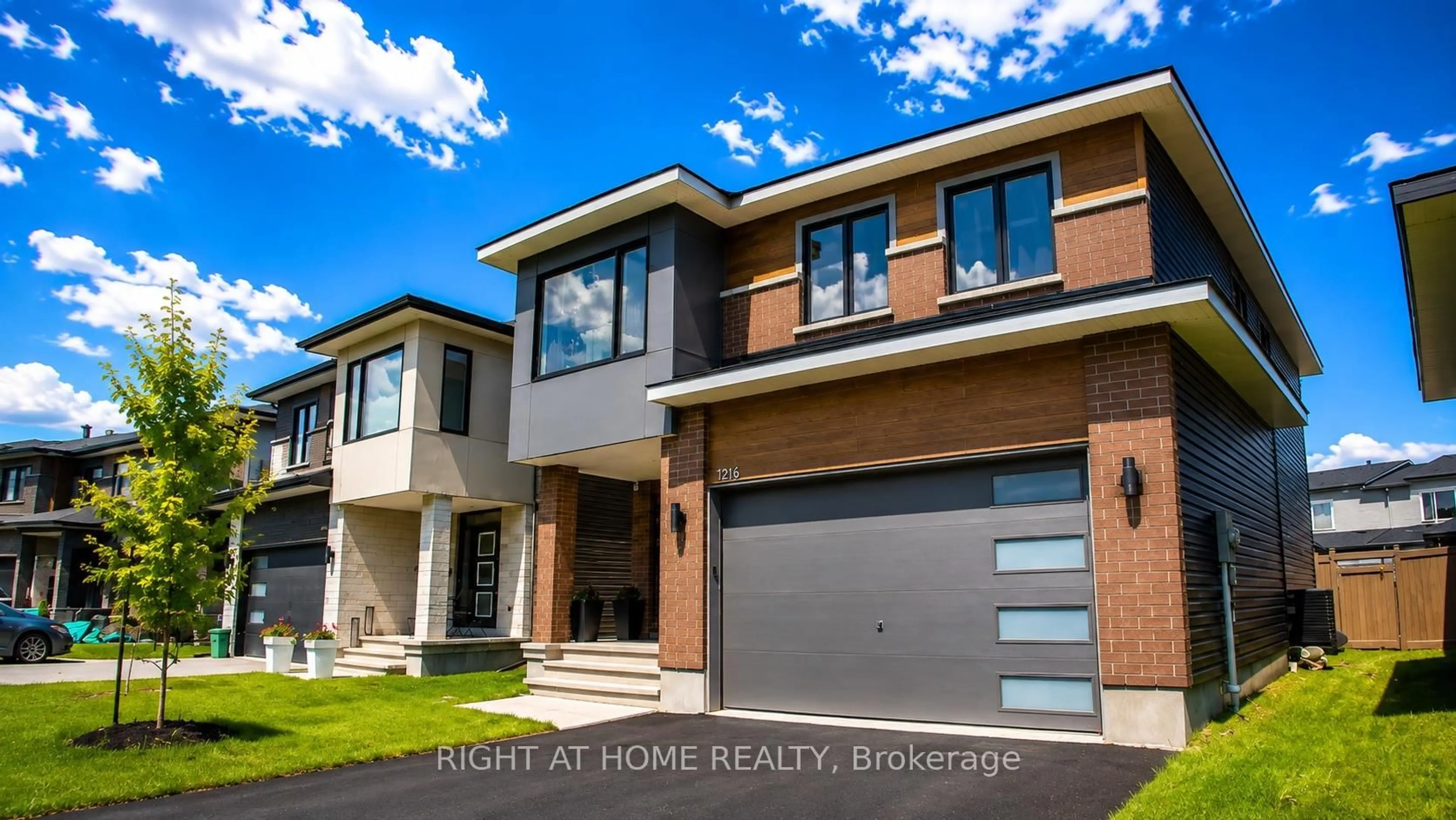 Home with brick exterior material, street for 1216 Diamond St, Clarence-Rockland Ontario K4K 0M1