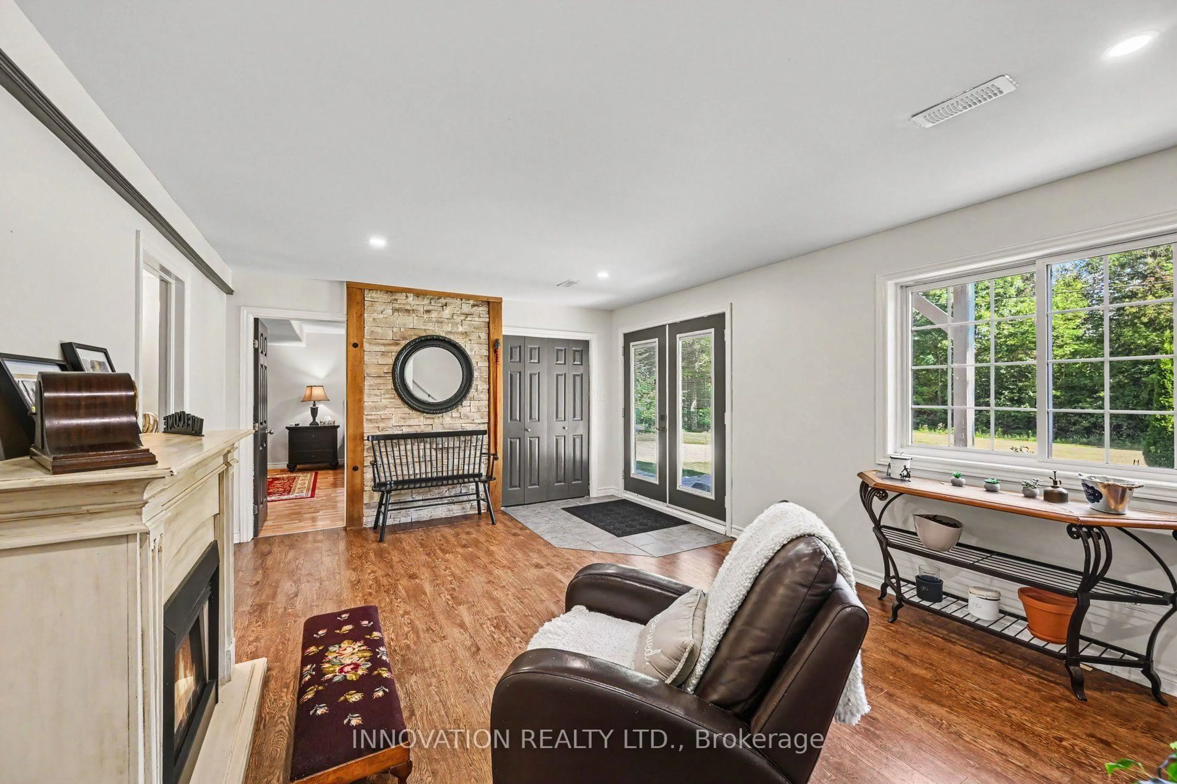 Living room with furniture, unknown for 367 Jim Barr Rd, Renfrew Ontario K7V 3Z8