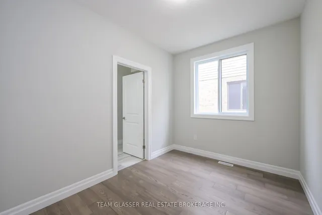 1604 Chickadee Tr, London South 5