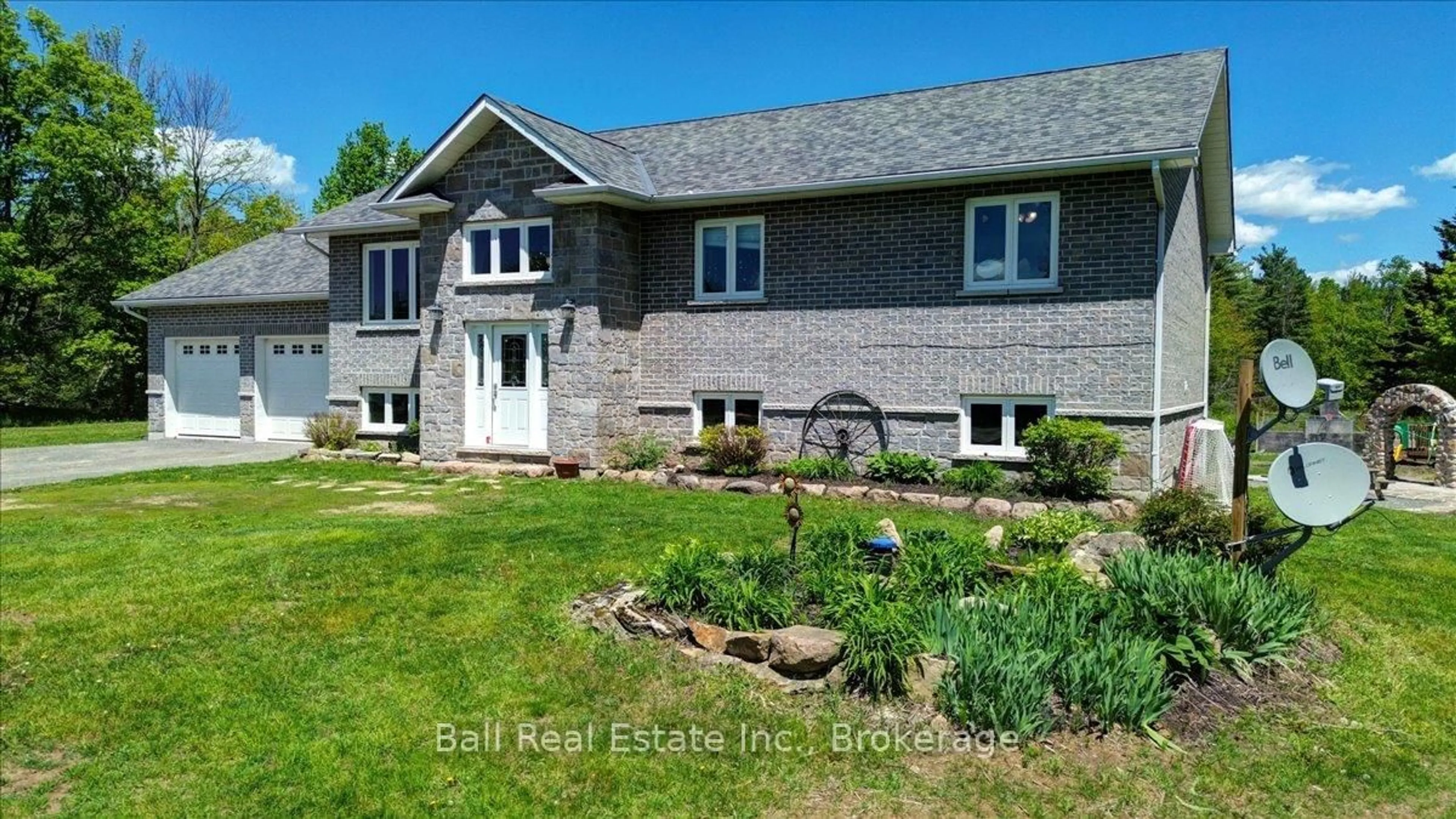 Home with brick exterior material, unknown for 1696 County Road 504 Rd, North Kawartha Ontario K0L 1A0