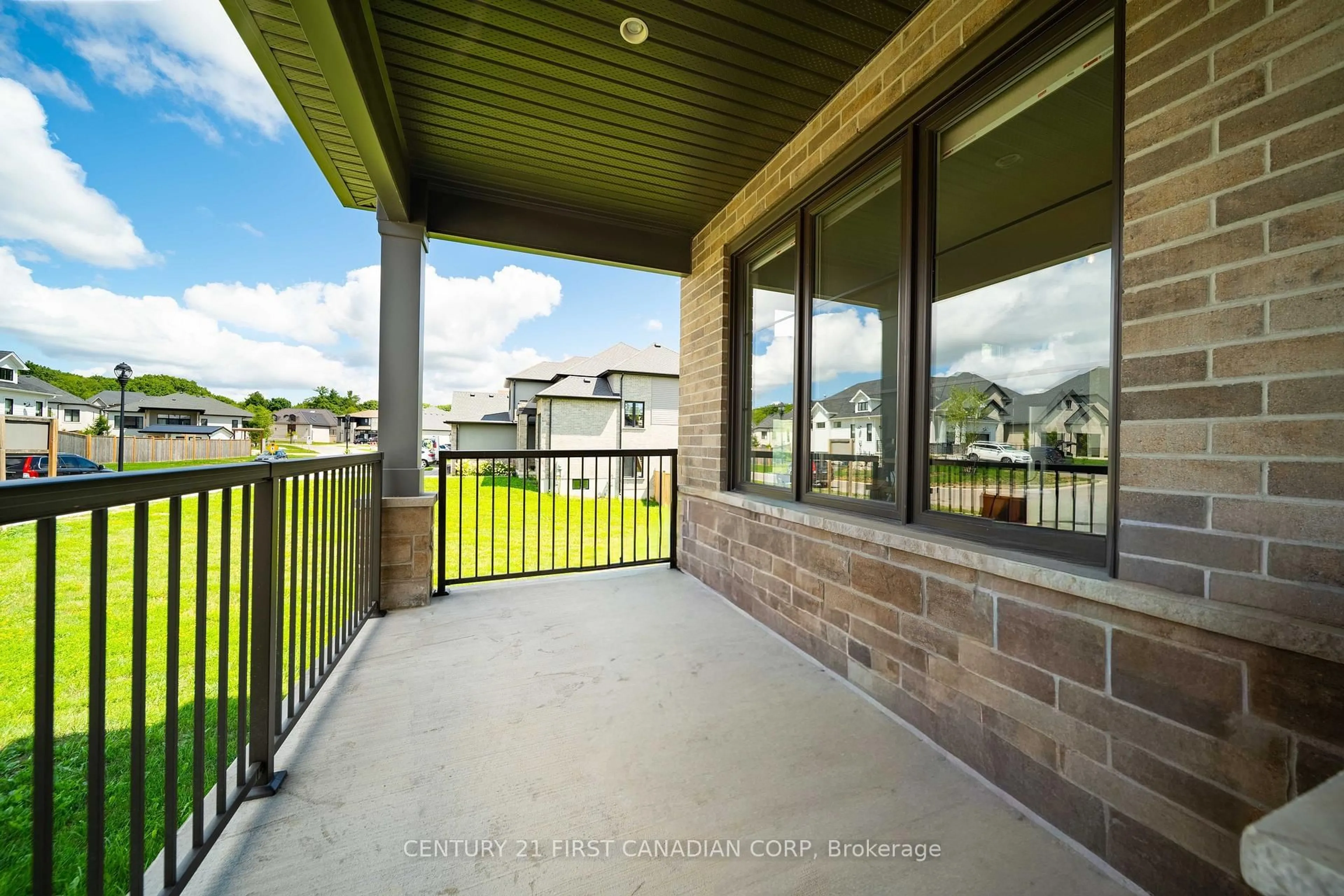 Patio, water/lake/river/ocean view for 1654 Upper West Ave, London South Ontario N6K 0K6