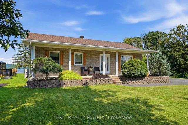 554 Front Rd, Champlain 3