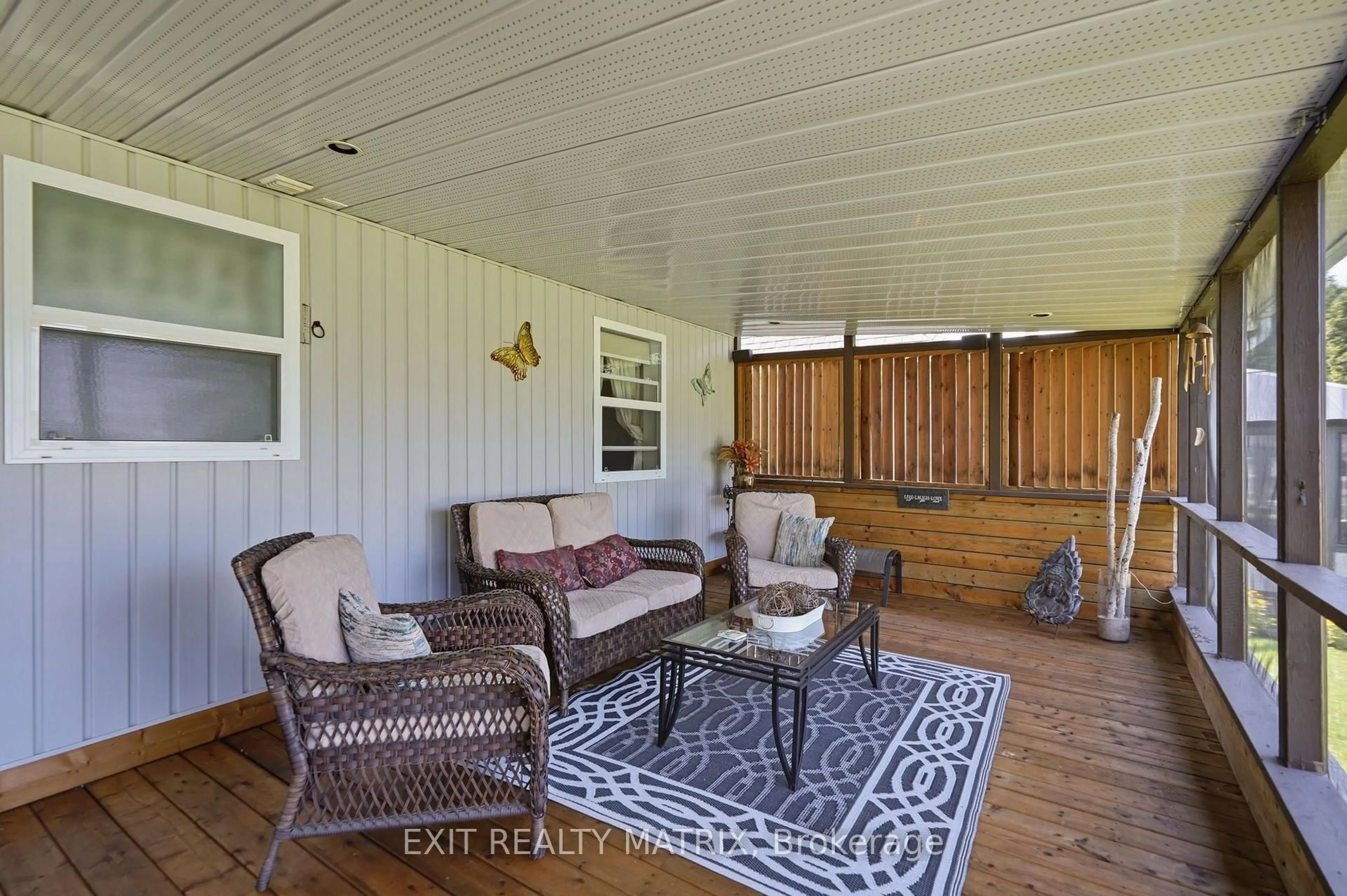 Patio, water/lake/river/ocean view for 554 Front Rd, Champlain Ontario K0B 1K0