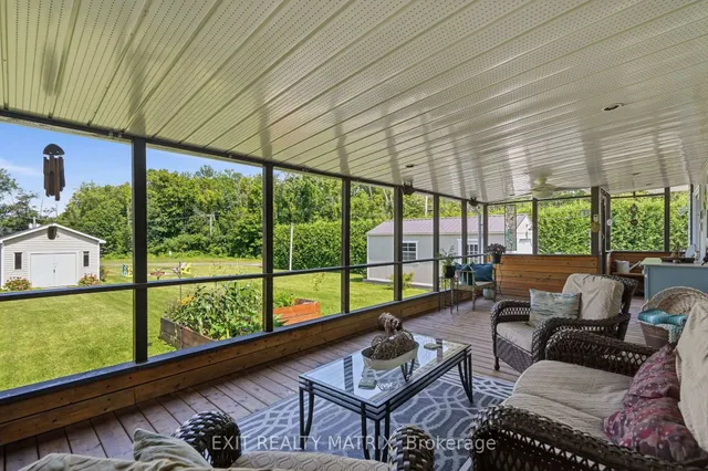 554 Front Rd, Champlain 5