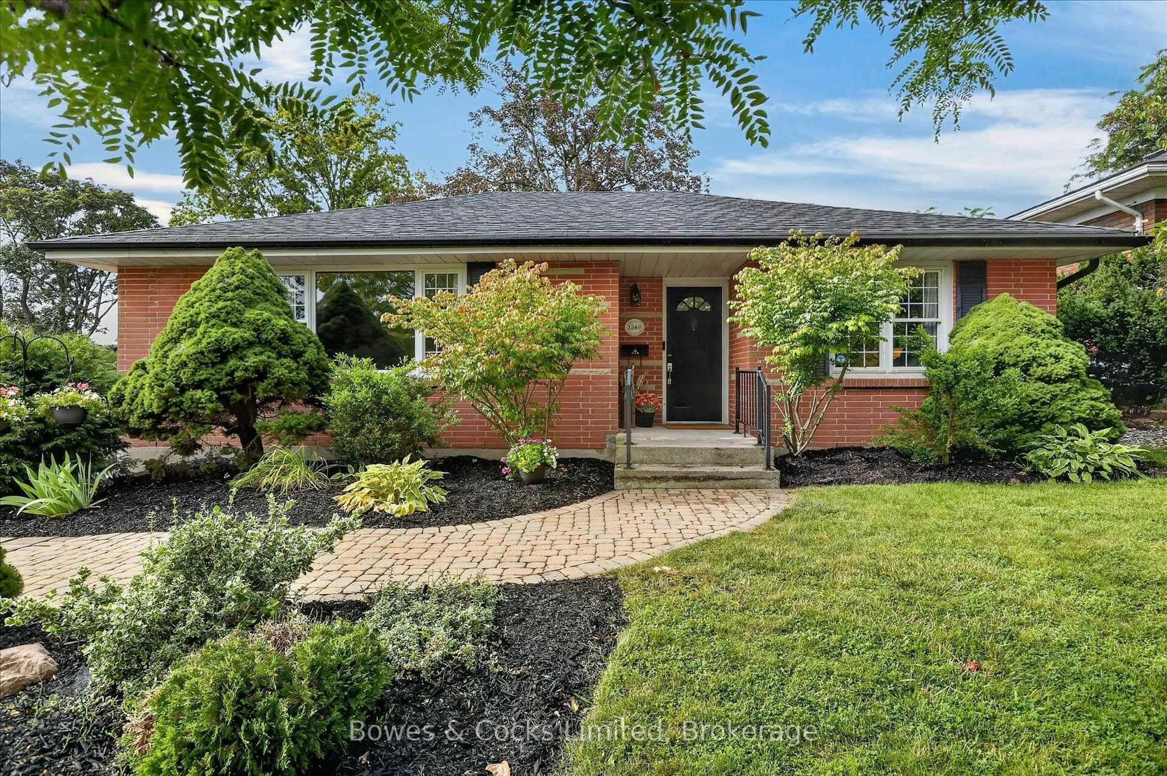 Home with brick exterior material, street for 1349 Holloway Dr, Peterborough Ontario K9J 6G1