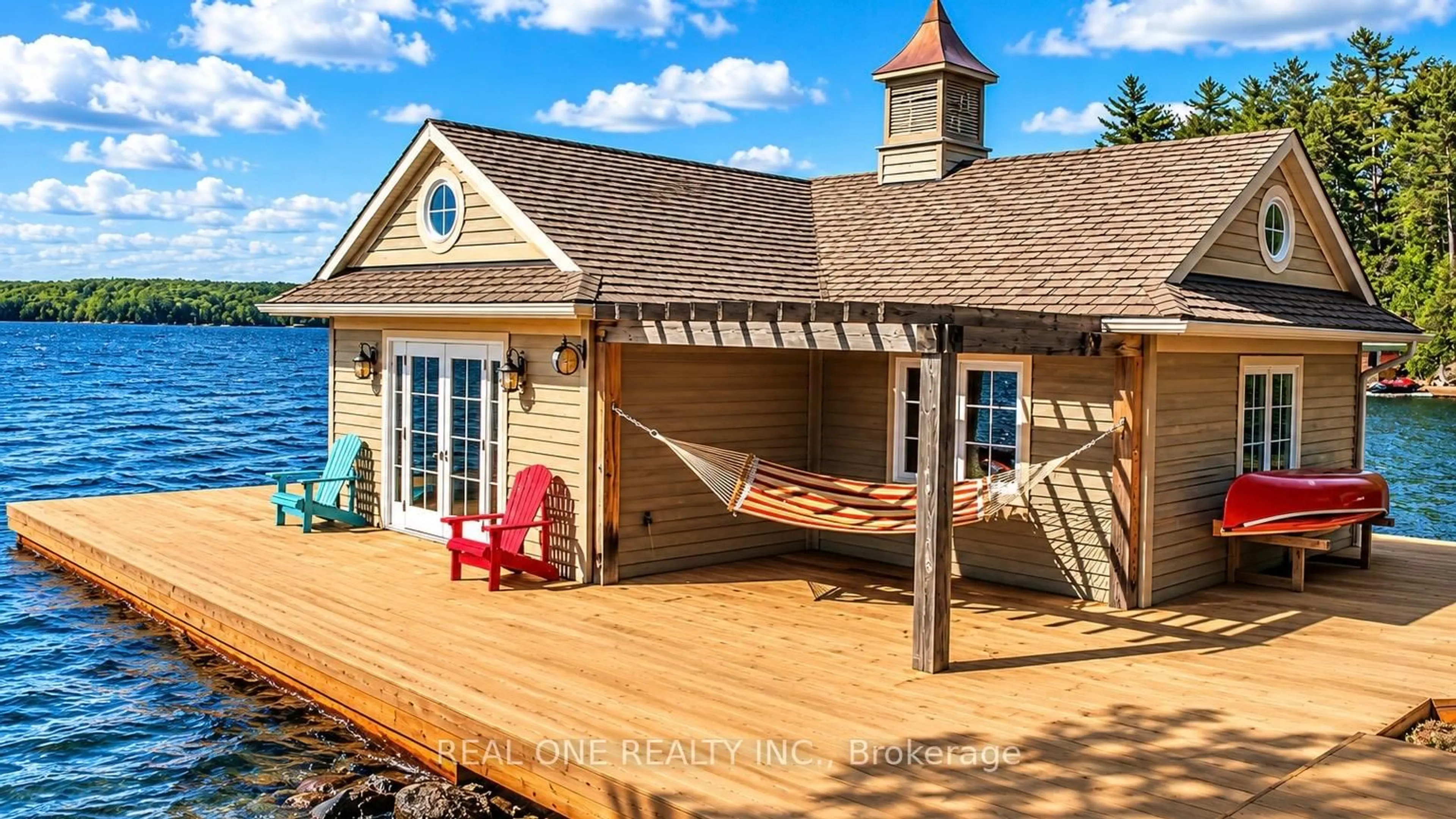 Patio, water/lake/river/ocean view for 3013 MUSKOKA ROAD 117, Lake of Bays Ontario P0B 1A0